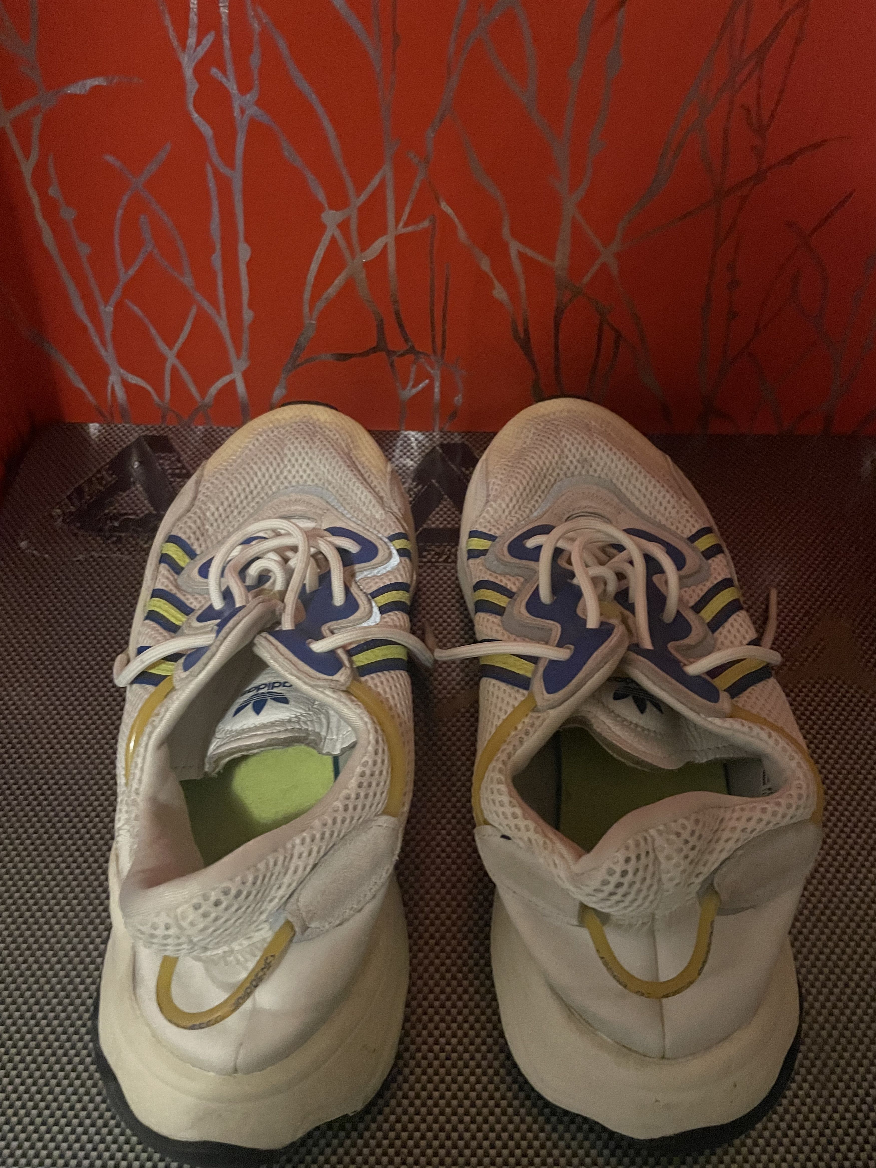 Adidas Adidas Ozweego Size 10 Size US 10 / EU 43 - 5 Thumbnail