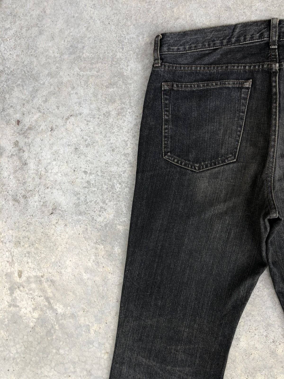 If Six Was Nine Flared Uniqlo Jeans Distressed Jeans Size US 33 - 9 Thumbnail