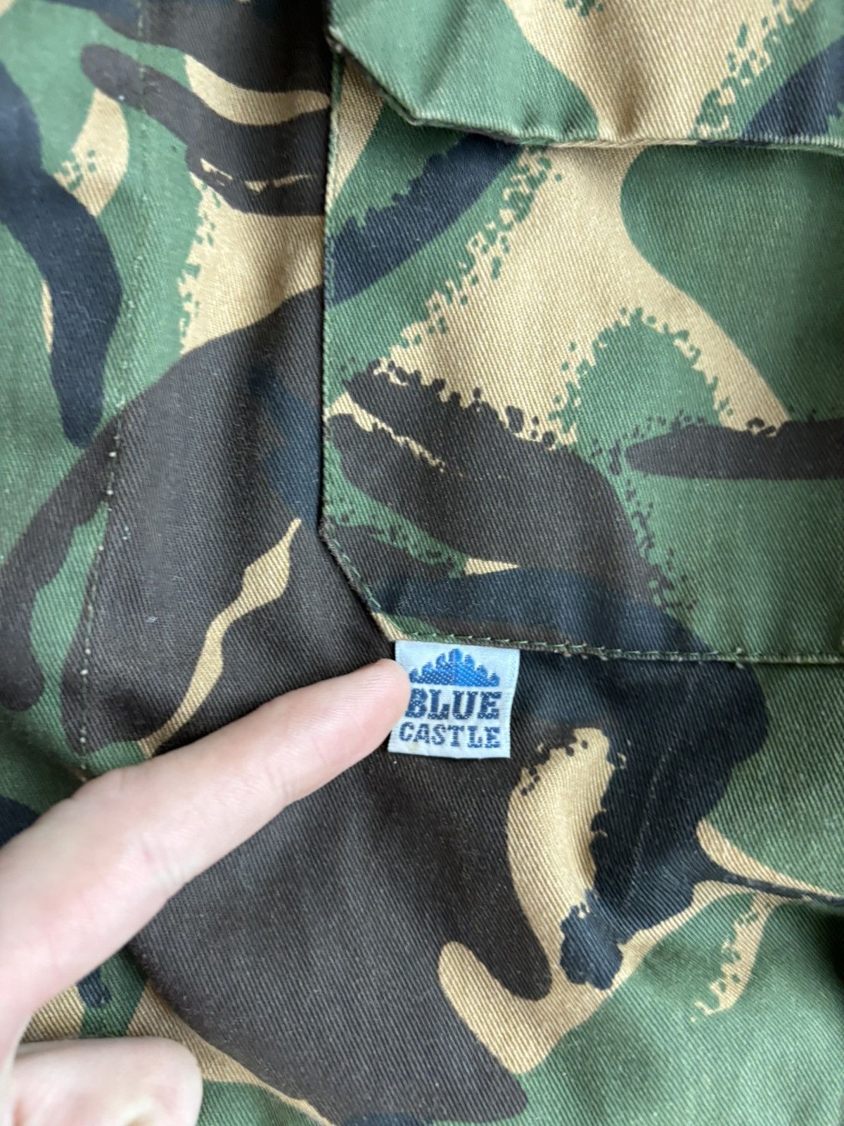 Vintage Vintage Jumpsuit Blue Castle Army Camo Woodland Coveralls Size US 27 - 6 Thumbnail