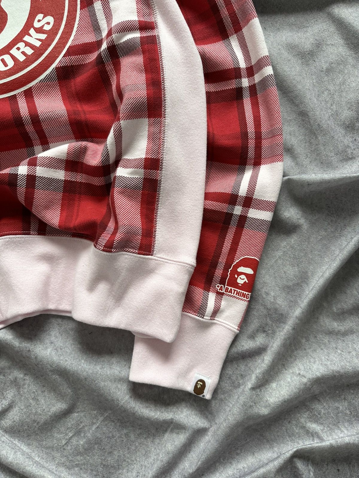 Bape Bape Plaid Check Gift Busy Works Sweatshirt Size US M / EU 48-50 / 2 - 3 Thumbnail