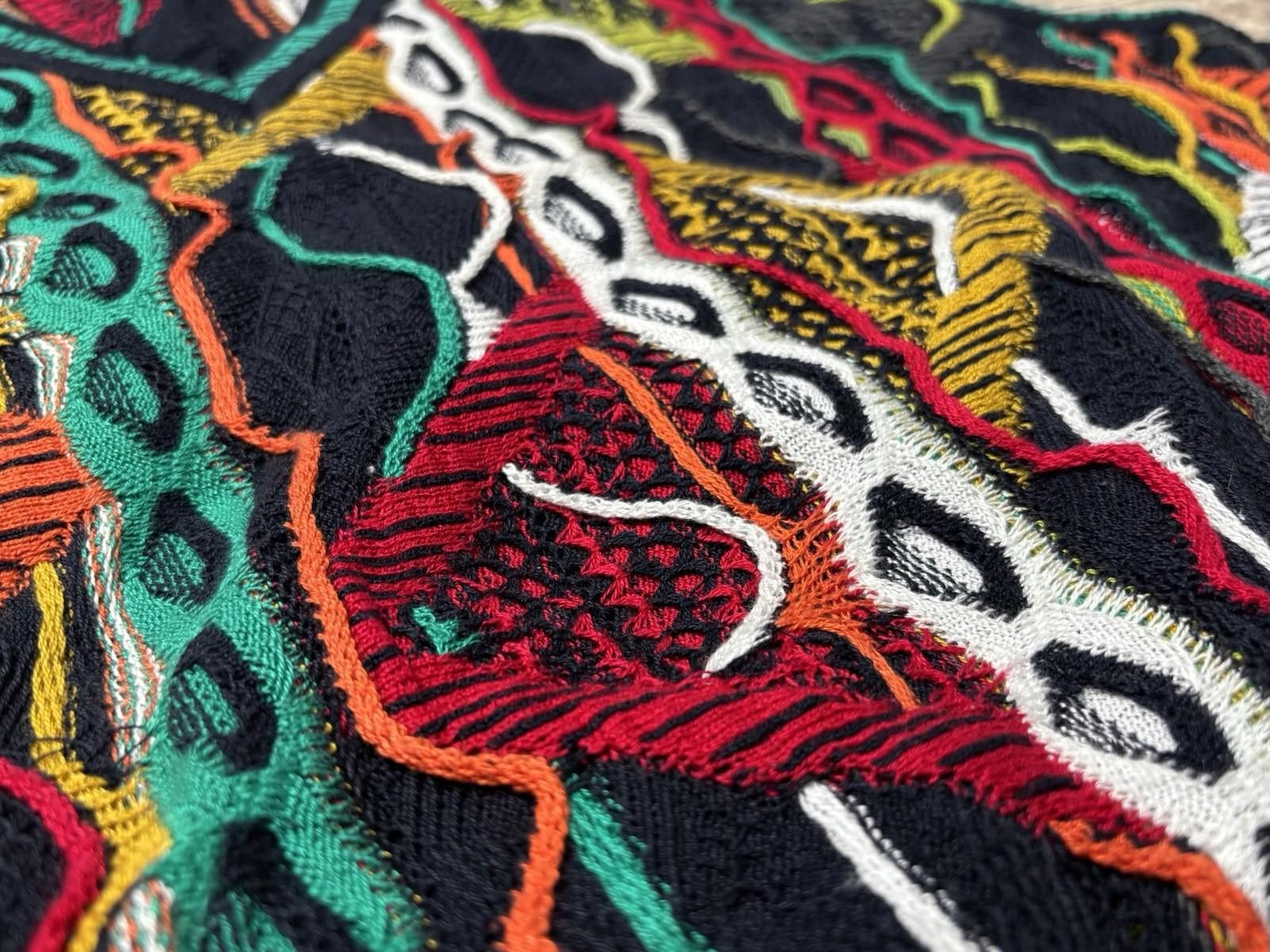 Coogi Coogi Sweater Vest Mens L 3D Knit Colorful Mercerized Cotton Size US L / EU 52-54 / 3 - 6 Thumbnail