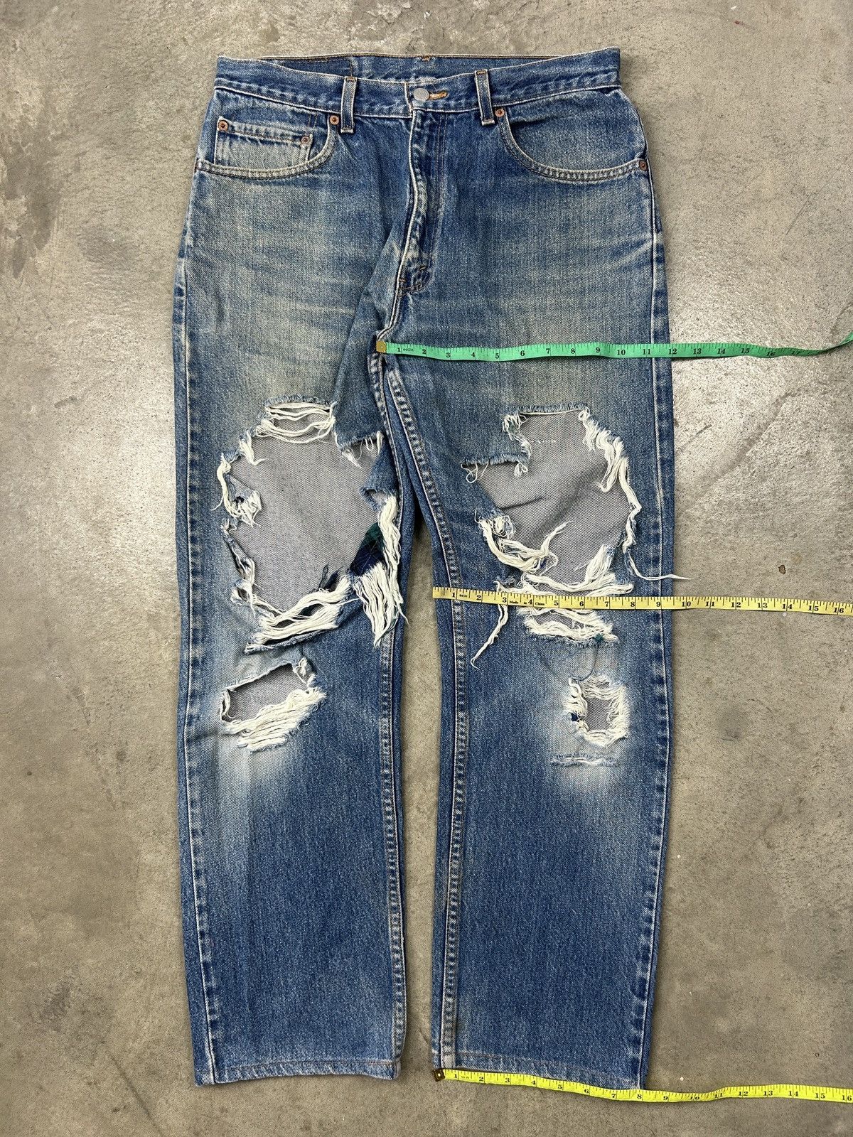 Levi's × Levi's Vintage Clothing × Vintage 1990s Levi’s 505 - Thrashed Kurt Cobain Size US 32 / EU 48 - 5 Thumbnail