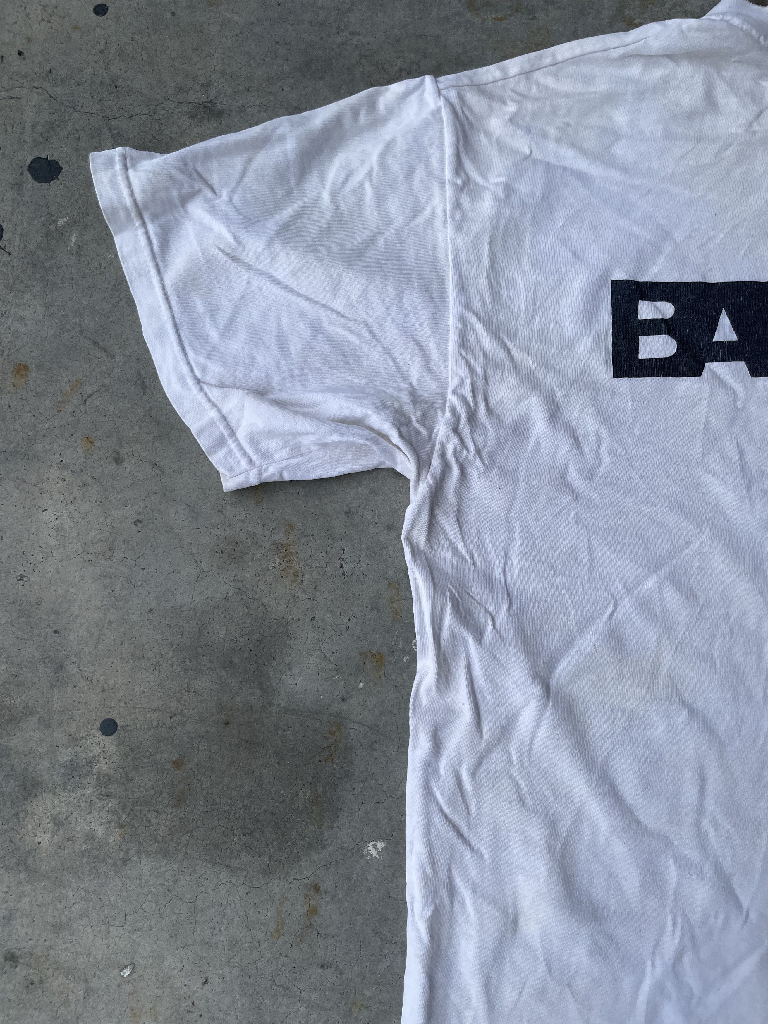 Bape Vintage Bape Tshirt Thrashed Size US L / EU 52-54 / 3 - 14 Thumbnail