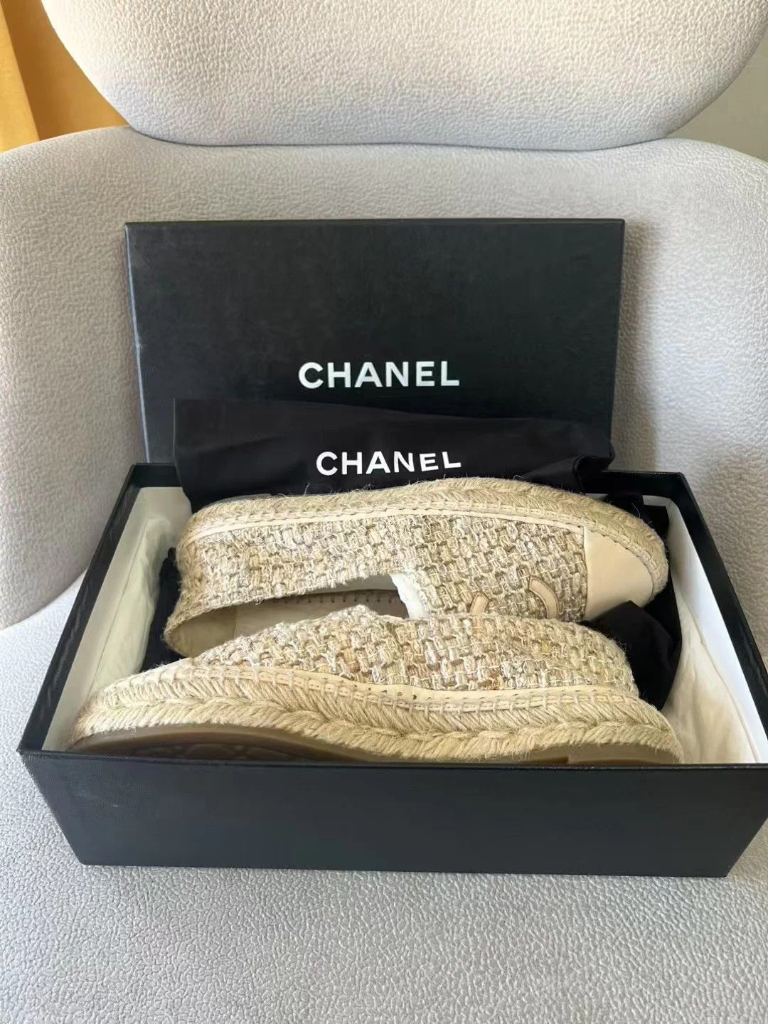 Chanel Chanel 2021ss milk tea boat shoes 38 99new w/ box & accs Size US 7 / IT 37 - 8 Thumbnail