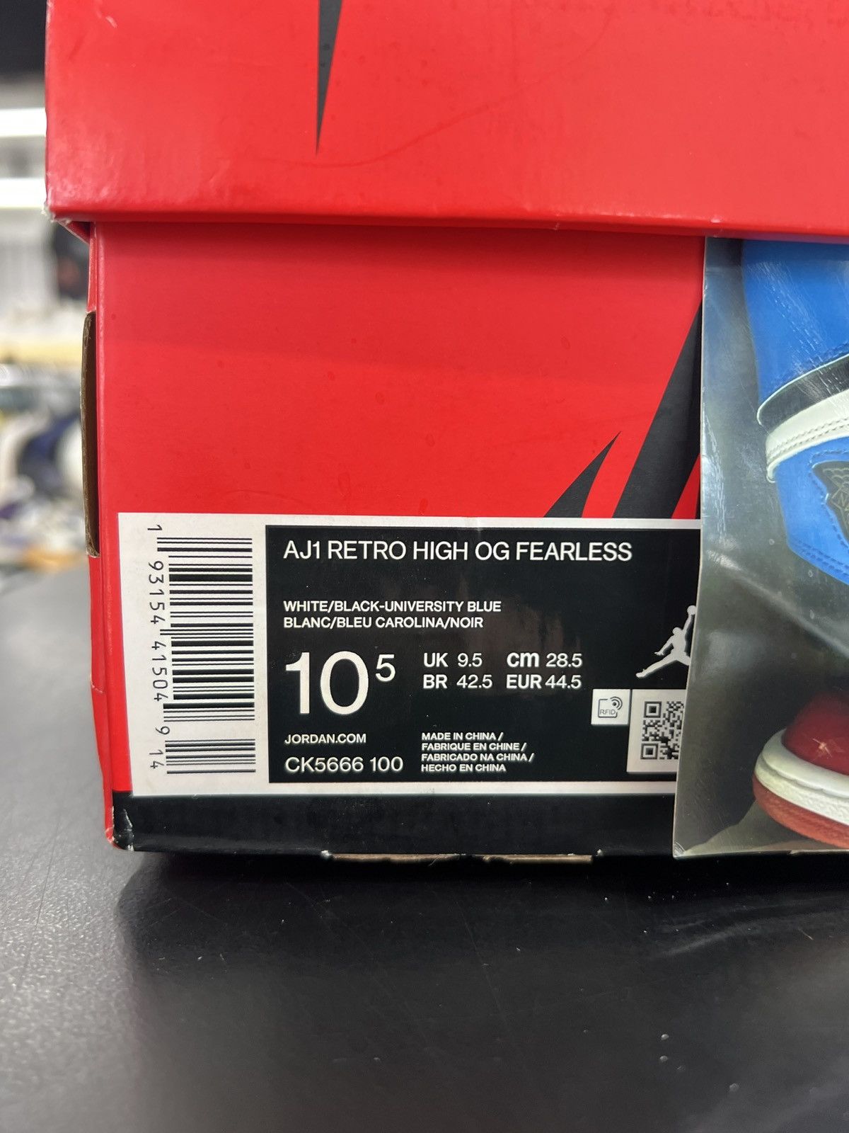 Jordan Brand Air Jordan 1 Fearless UNC Chicago Sz. 10.5 (2019) Size US 10.5 / EU 43-44 - 11 Thumbnail