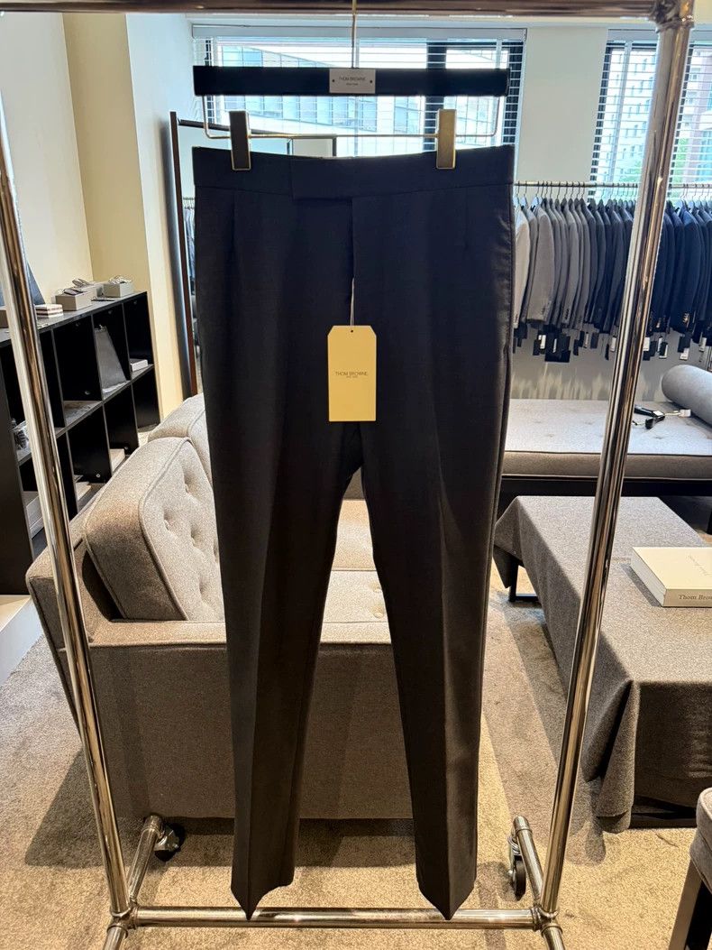 Thom Browne Size 00 Classic trousers 2505-Nextarrow