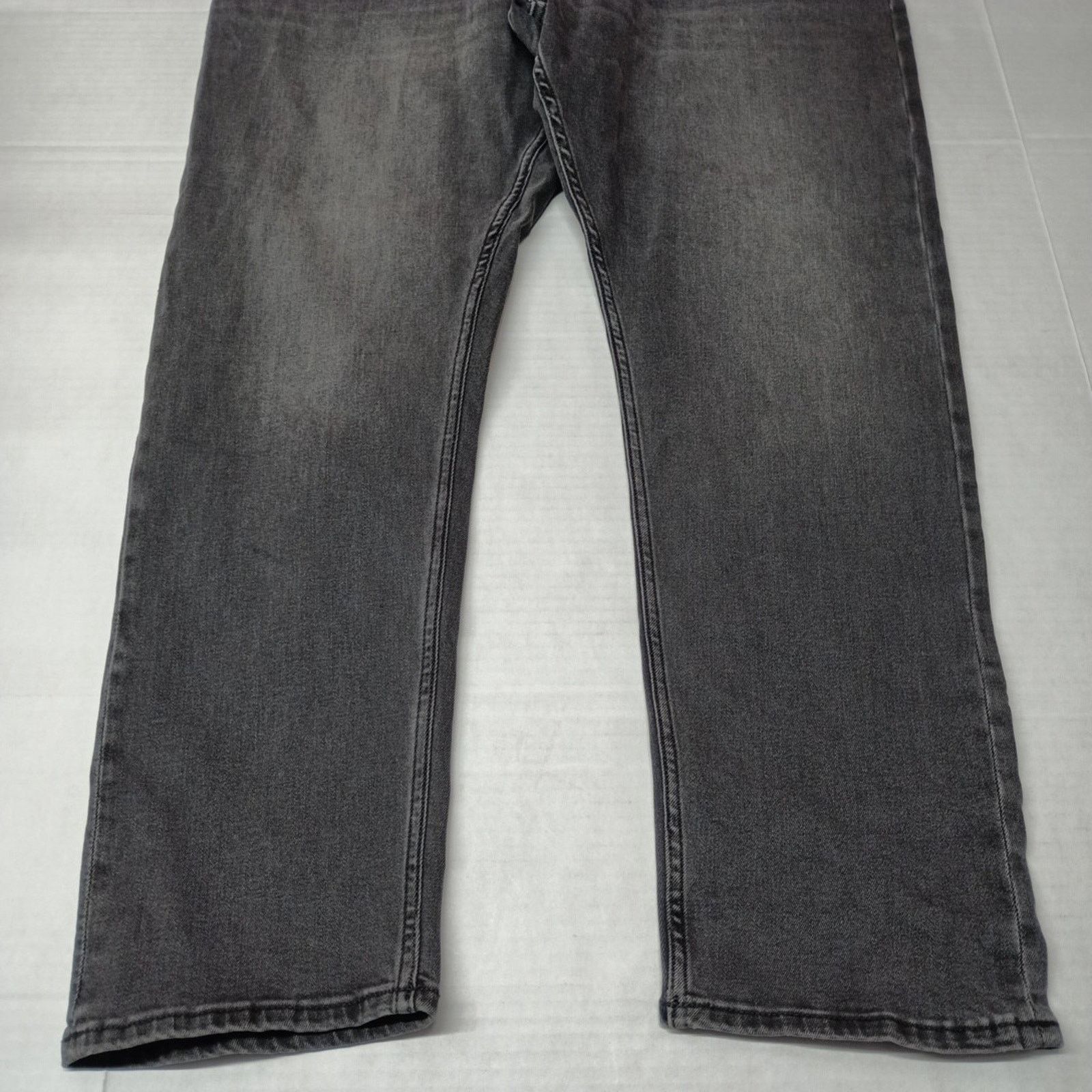 Wrangler Wrangler Jeans Men's Size 42x32 Black Taper Fit High Stretch Size US 42 / EU 58 - 3 Thumbnail