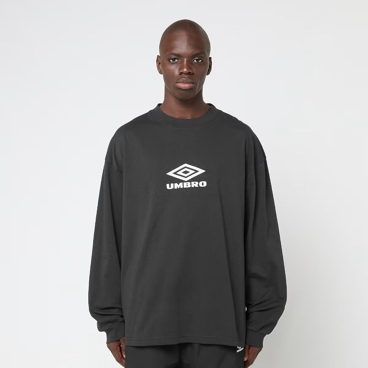 Umbro × Slam Jam Black Embroidered OG Logo Oversized LS T-Shirt Size US L / EU 52-54 / 3 - 2 Thumbnail