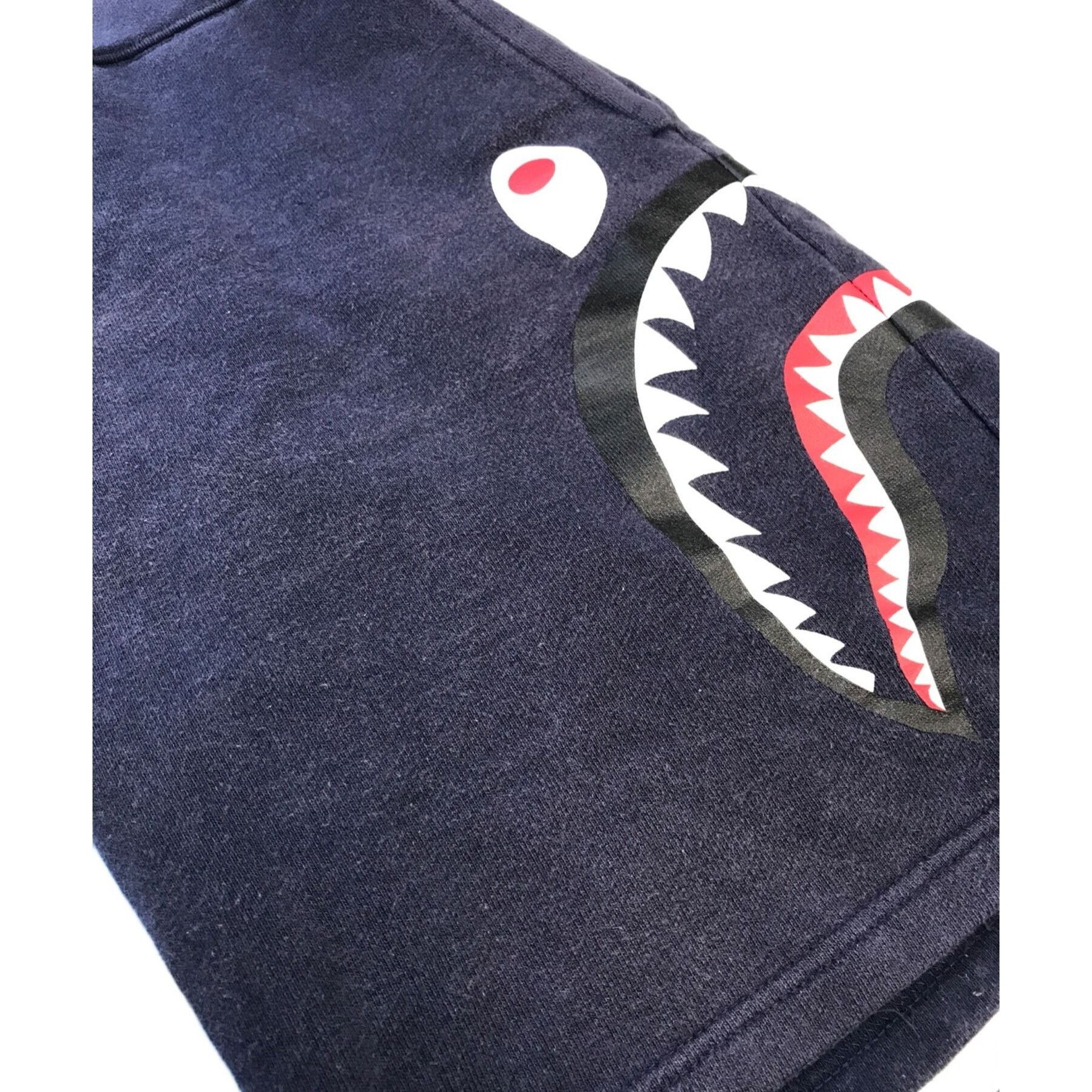 Bape A BATHING APE Camo Shark Shorts Navy Size M Size US 30 / EU 46 - 6 Thumbnail