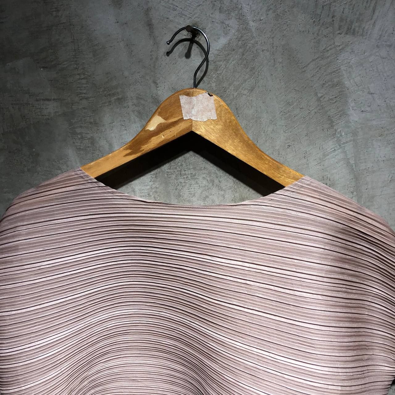 Pleats Please Issey Miyake Issey Miyake Pleats Please Asymmetrical pleated Tee Size M / US 6-8 / IT 42-44 - 4 Thumbnail