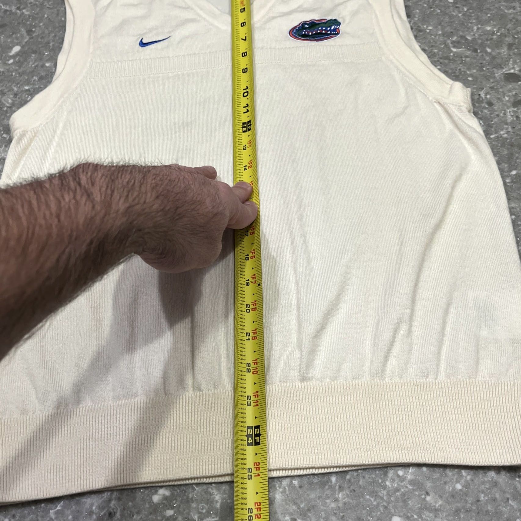 Nike VINTAGE Nike Florida Gators Sweater Vest Wool S Cream Mens Size US S / EU 44-46 / 1 - 6 Thumbnail