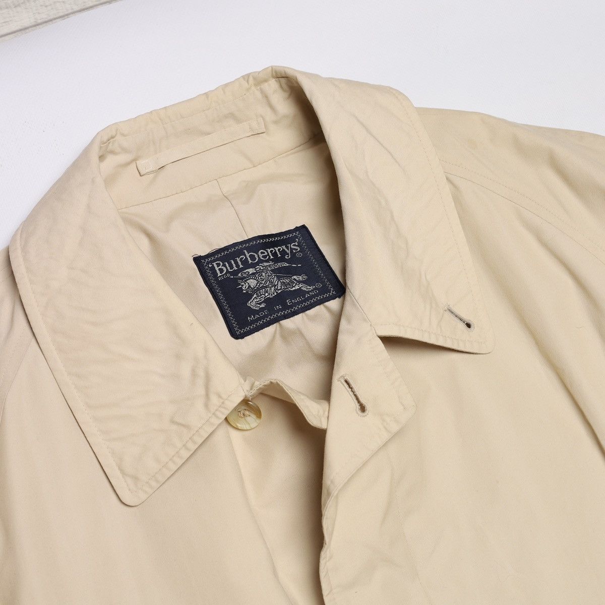 Burberry Burberry Vintage Beige Trench Coat 52 size Jacket Size US L / EU 52-54 / 3 - 8 Thumbnail