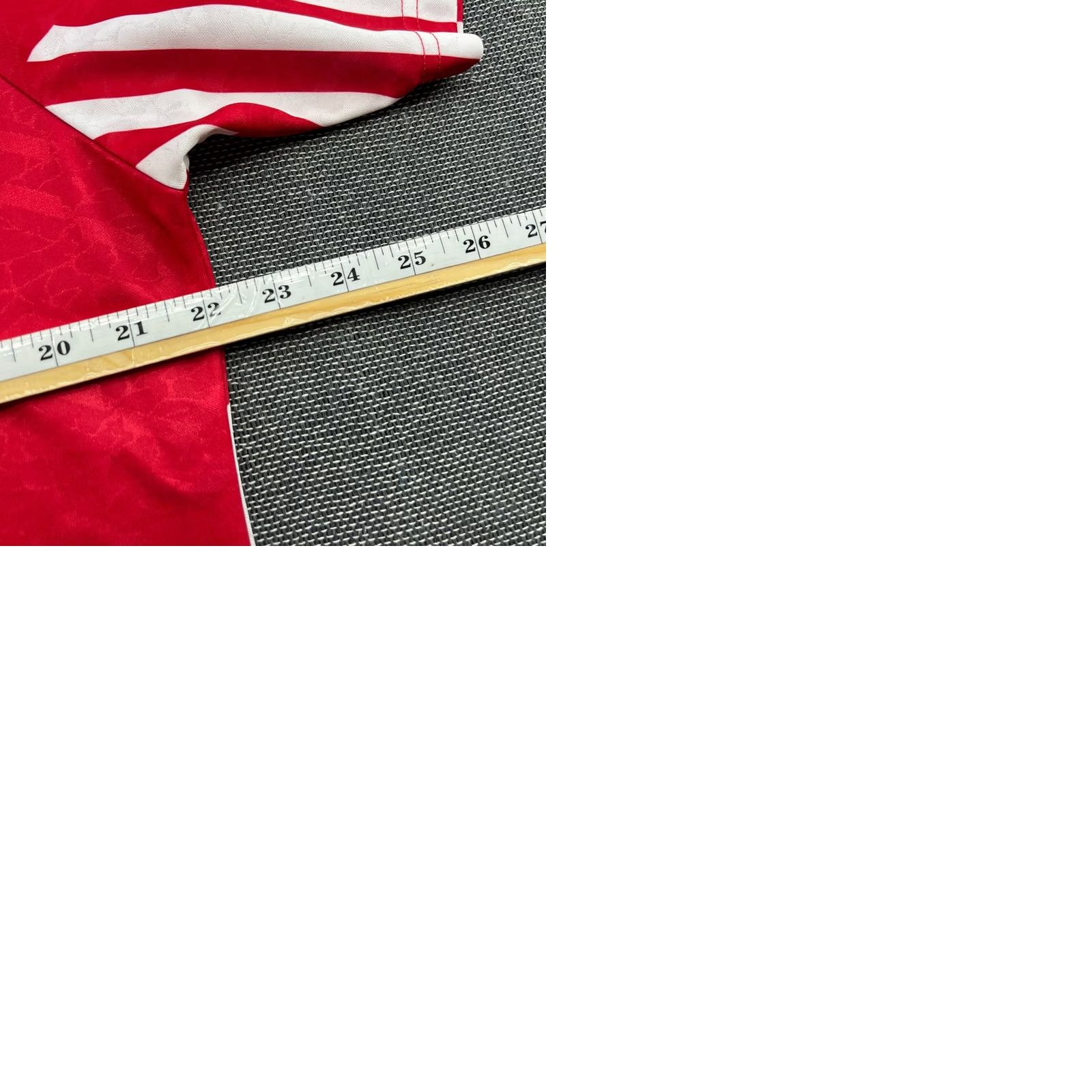 Hummel Hummel Denmark 1992 1994 Home #9 Povlsen Football Jersey L Red Short Sleeve Pullover Moisture Wicking Quick Dry Mens Jersey Size US L / EU 52-54 / 3 - 9 Thumbnail