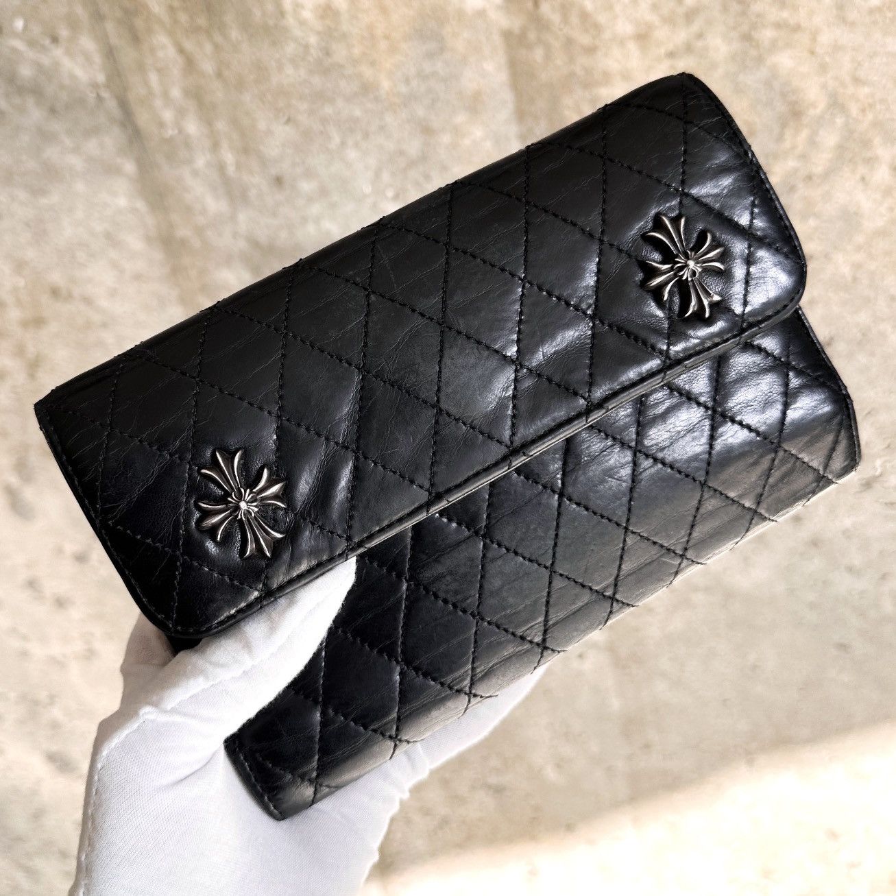 Chrome Hearts ‘Wave4’ Quilted Lambskin Maltese Cross Leather Wallet Size ONE SIZE - 1 Thumbnail