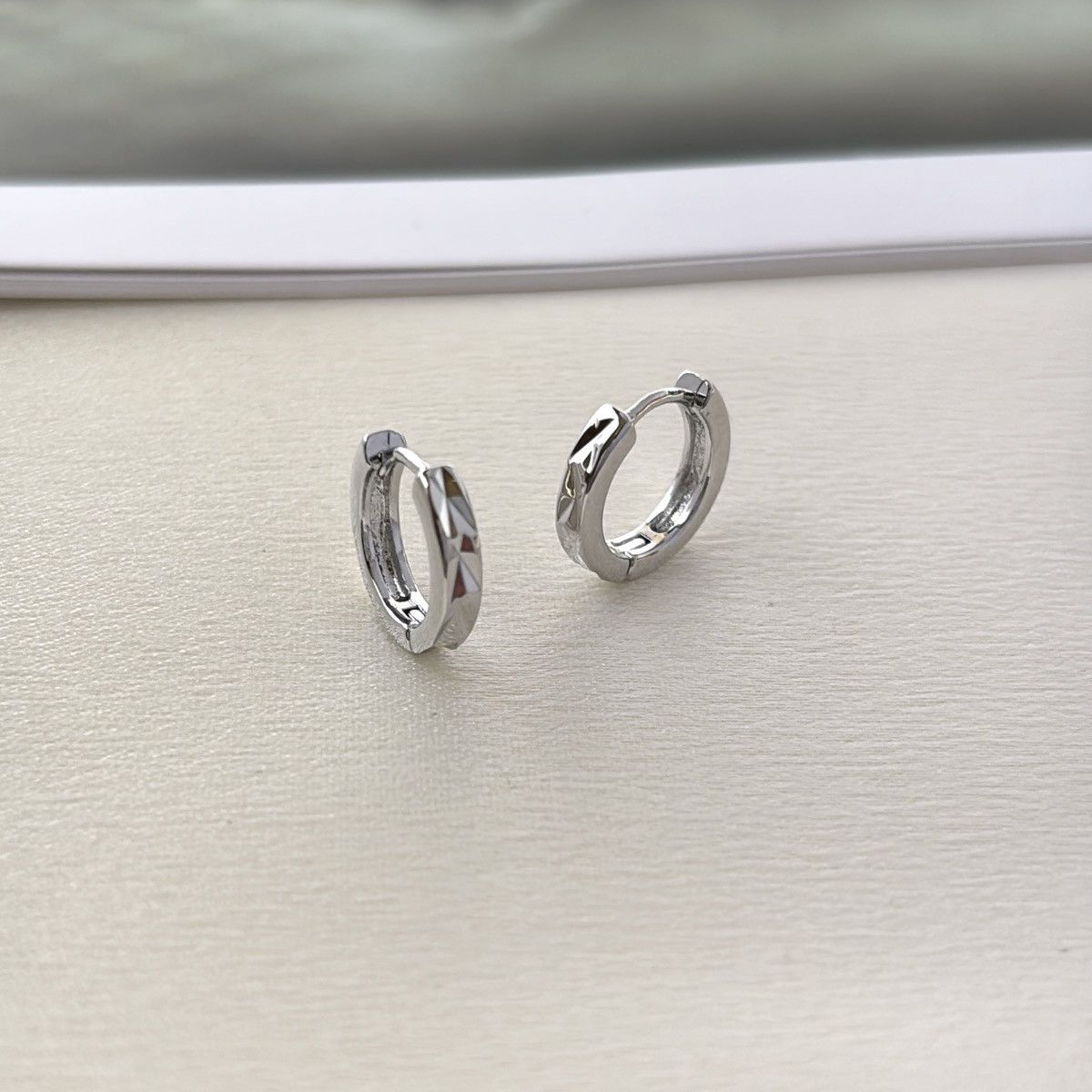 Other 13mm Small Silver Hoop Earrings for Men Women Streetwear Size ONE SIZE - 2 Thumbnail