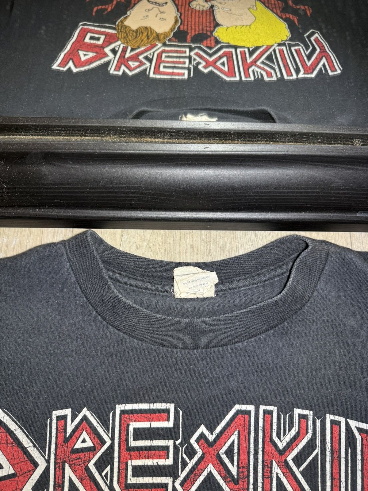 Vintage Vintage / Y2K Beavis & Butthead Breaking The Law Shirt Size US L / EU 52-54 / 3 - 3 Thumbnail