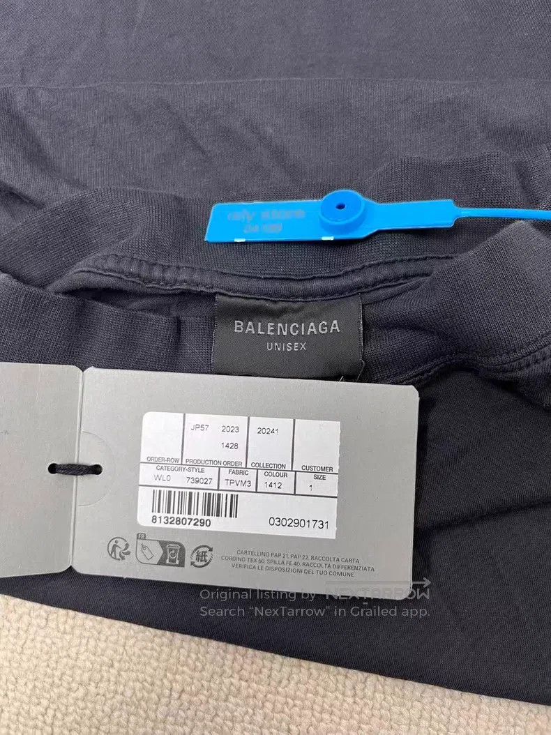 Balenciaga Balenciaga Letter Logo Pattern Printed Long Sleeve T-Shirt Size US S / EU 44-46 / 1 - 5 Thumbnail