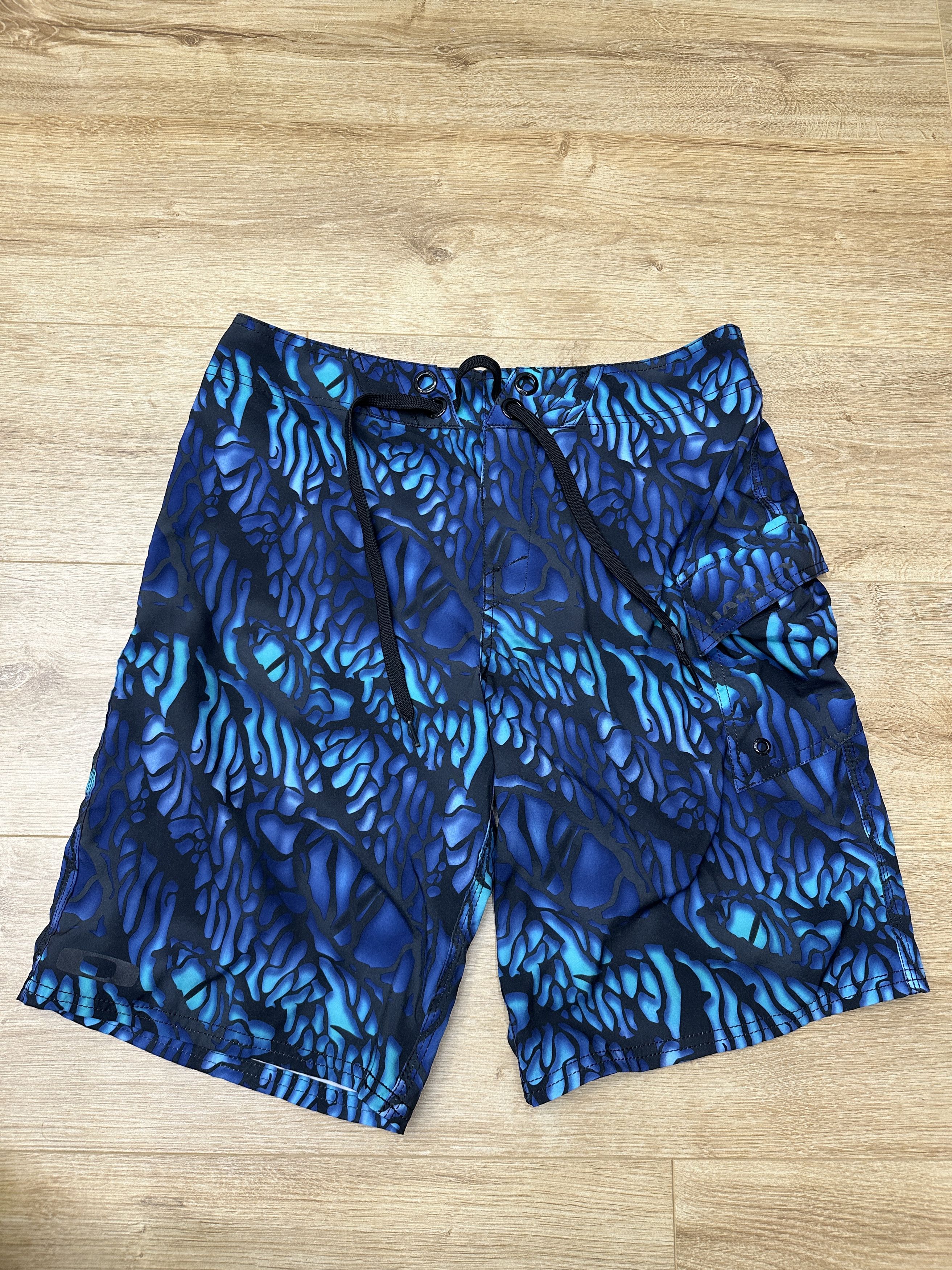 Oakley Oakley Limited Blue Purple Abstract Shorts Swim Size 30 Size US 30 / EU 46 - 3 Thumbnail