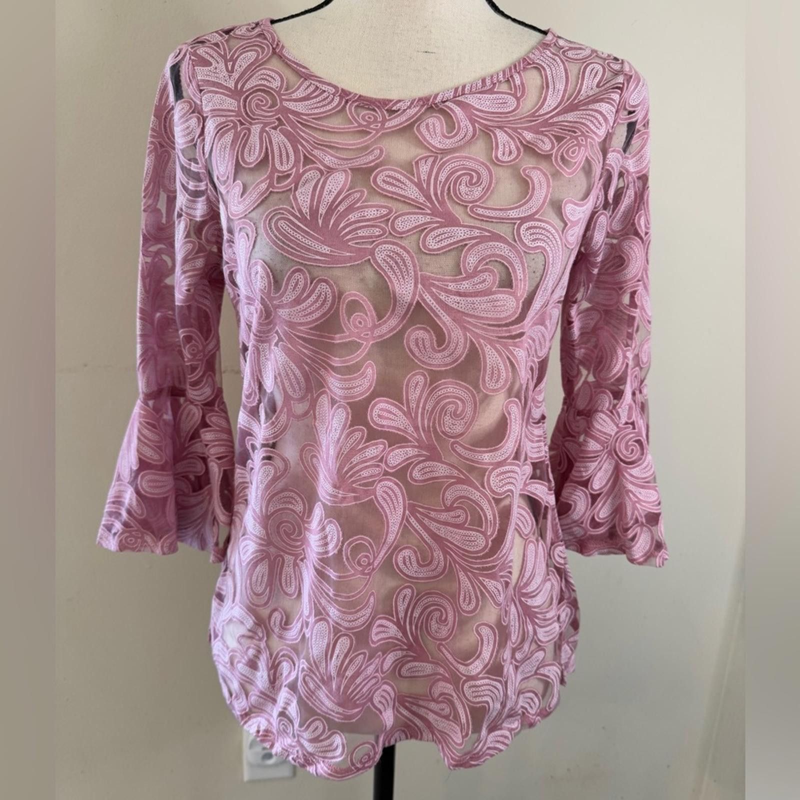 Other NY Collection sheer pink & white floral lace top SZ SM Size S / US 4 / IT 40 - 1 Thumbnail