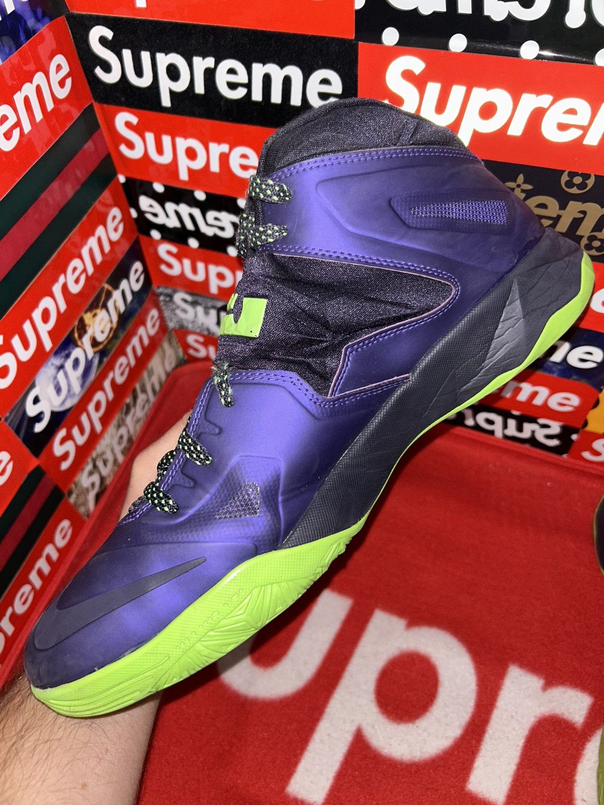 Nike Nike LeBron Zoom Soldier 7 VII 599264-500 size 13 with box Size US 13 / EU 46 - 9 Thumbnail
