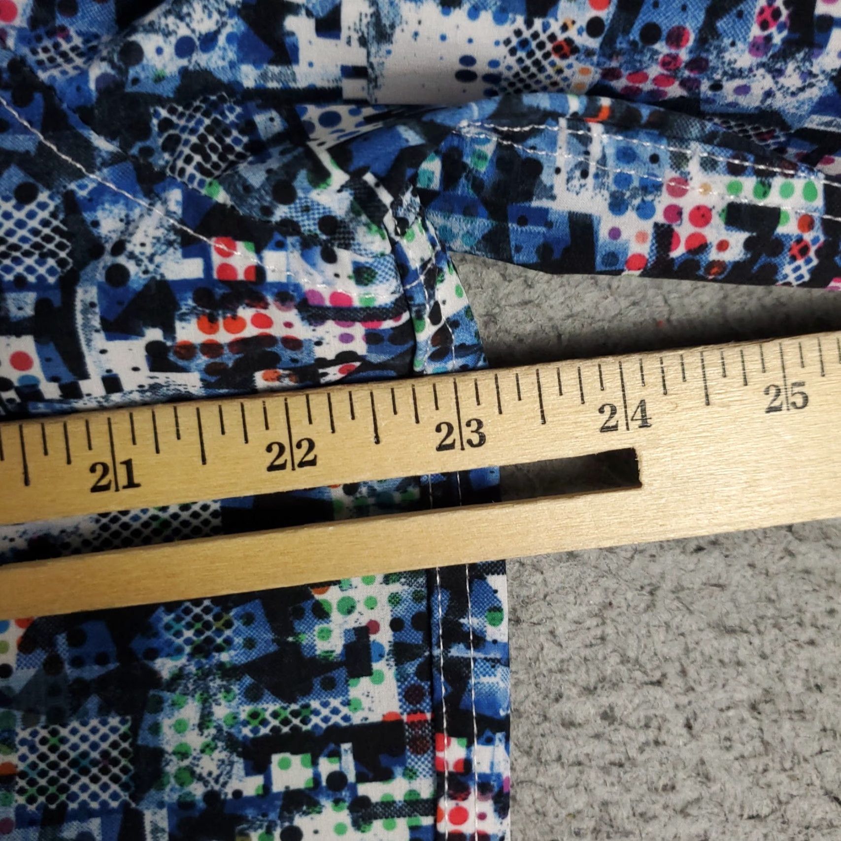 Robert Graham Robert Graham Shirt Mens Large Blue Abstract Stretch Polyester Button-Up Geometric Pattern Vintage: No Size US L / EU 52-54 / 3 - 5 Thumbnail