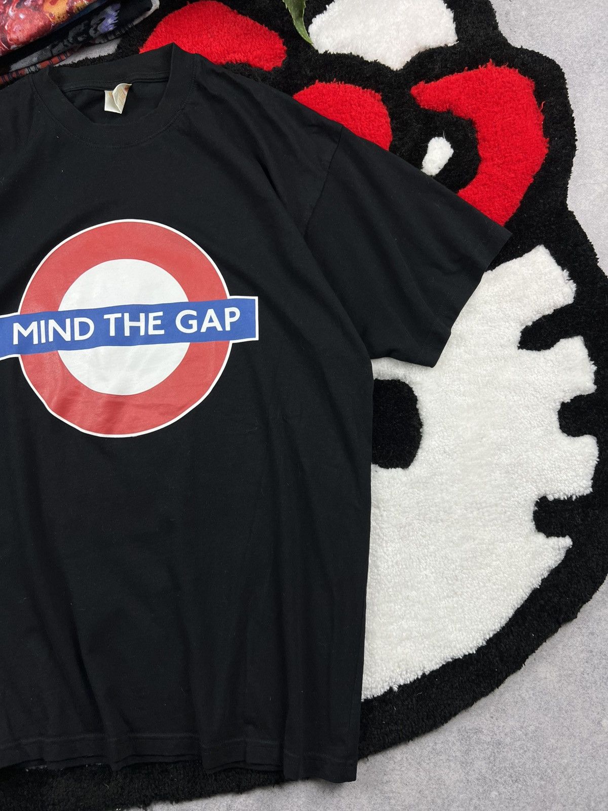 Band Tees Vintage Metro Mind The Gap England Big Logo Y2K Tee Shirt Size US L / EU 52-54 / 3 - 3 Thumbnail