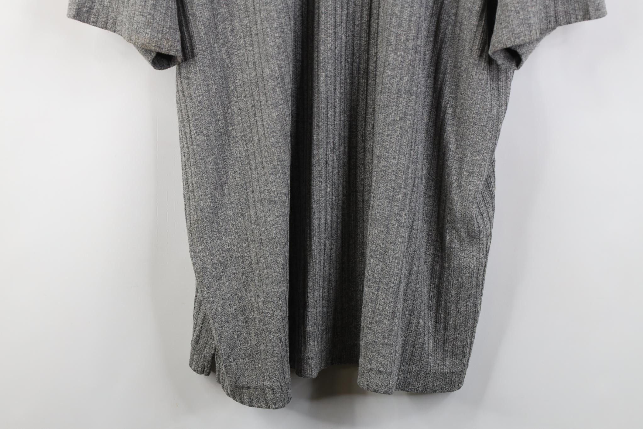 Vintage Vintage 90s Streetwear Ribbed Knit Henley T-Shirt Gray Size US XL / EU 56 / 4 - 3 Thumbnail