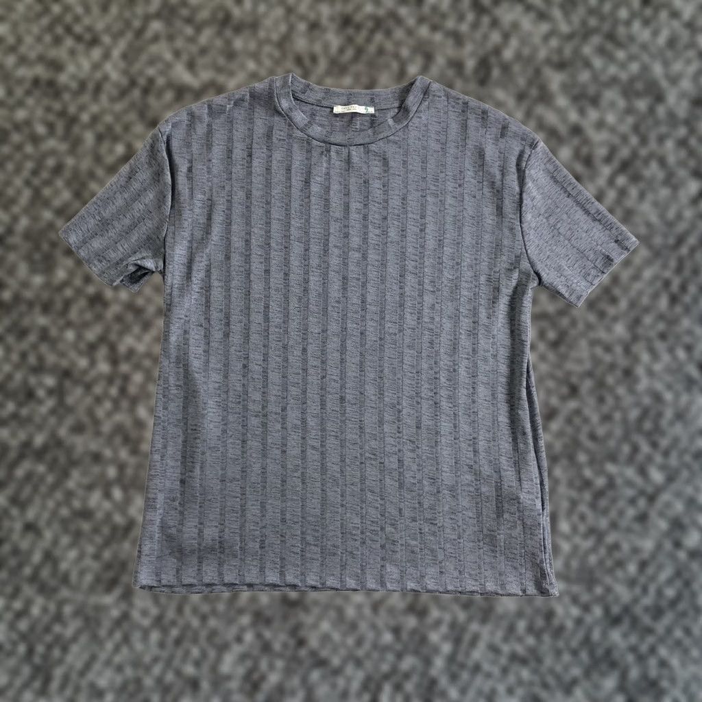 Zara Zara trafaluc 17-18 Autumn-Winter T-Shirt Women Small Gray Cotton Short Sleeve Pullover Casual Regular Top Shirt mens? Size S / US 4 / IT 40 - 1 Thumbnail