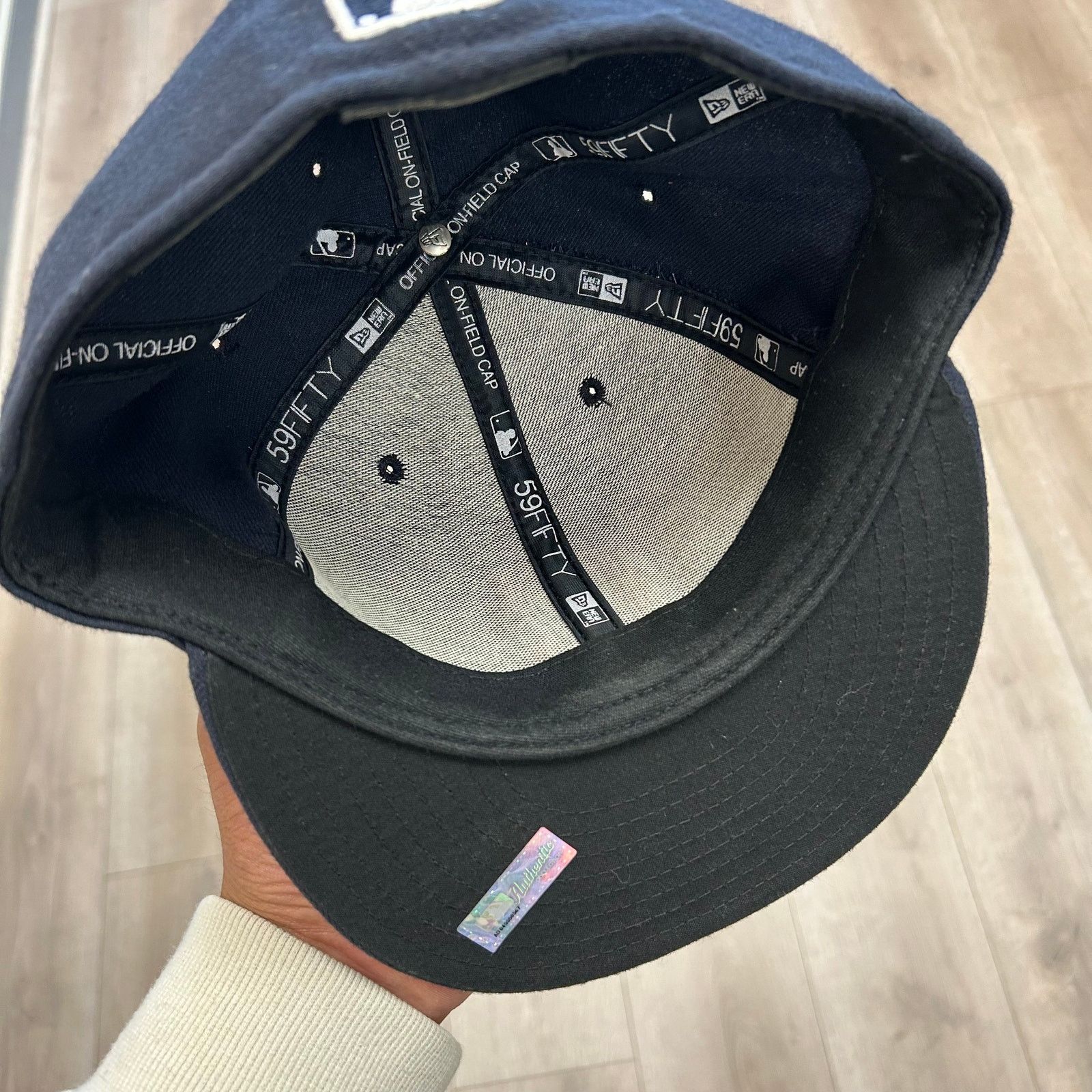 New Era New Era 59FIFTY Cleveland Indians Navy Fitted Hat sz 7 3/8 Size ONE SIZE - 5 Thumbnail