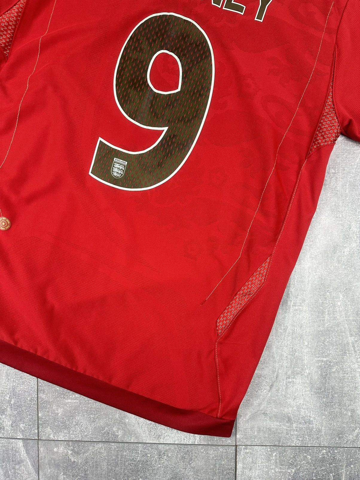 Umbro Umbro England National Team #9 Rooney 2006/08 Away Jersey Size US L / EU 52-54 / 3 - 16 Thumbnail
