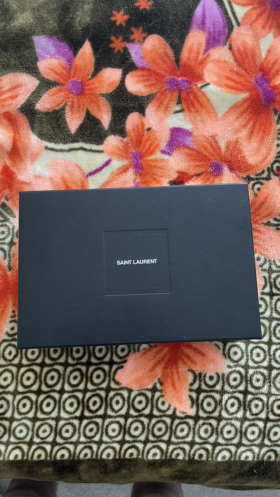 Yves Saint Laurent Yves Saint Laurent Size ONE SIZE - 10 Thumbnail