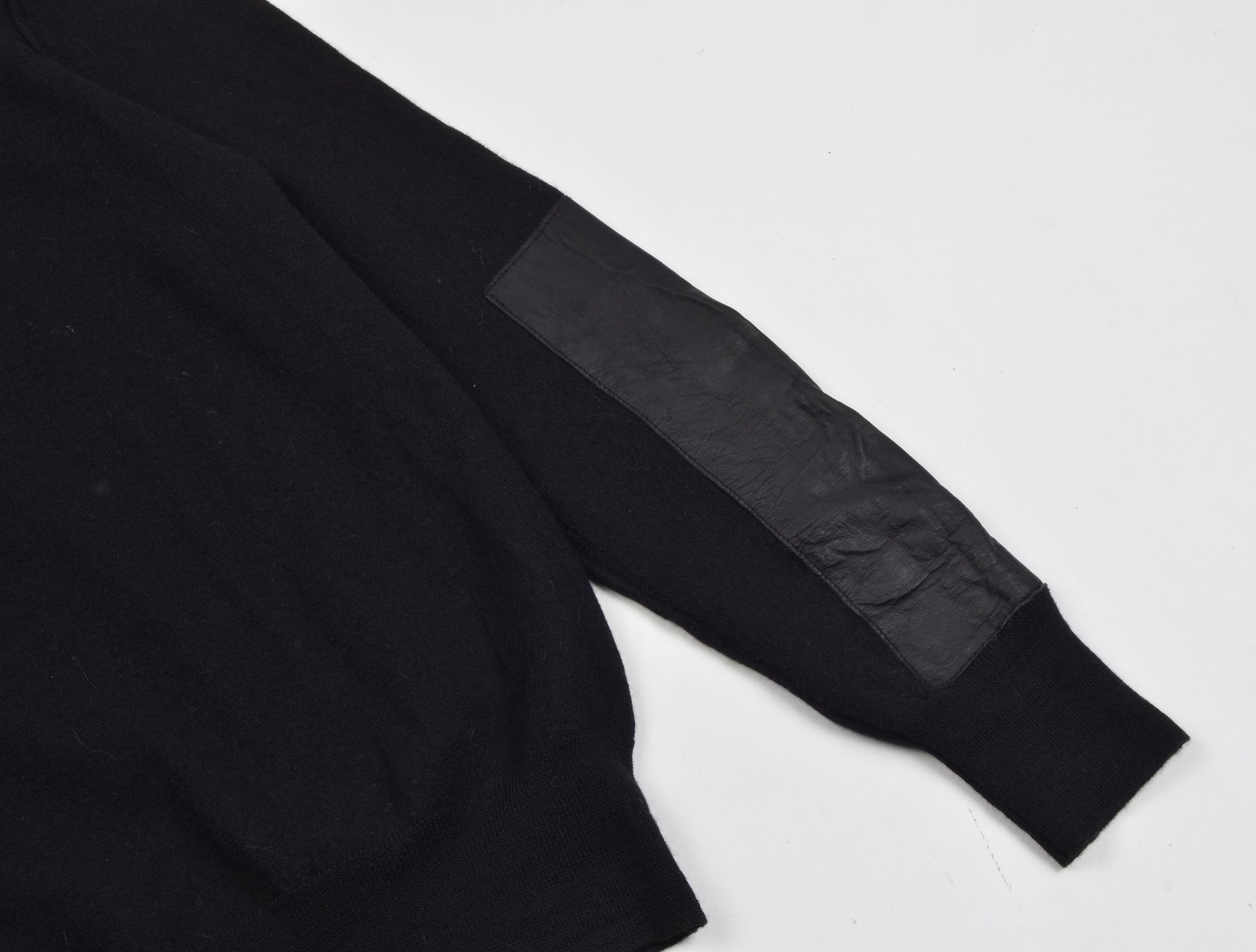 EACH x OTHER Each X Other Black Wool Leather Patchwork Turtleneck Jumper Size S / US 4 / IT 40 - 7 Thumbnail