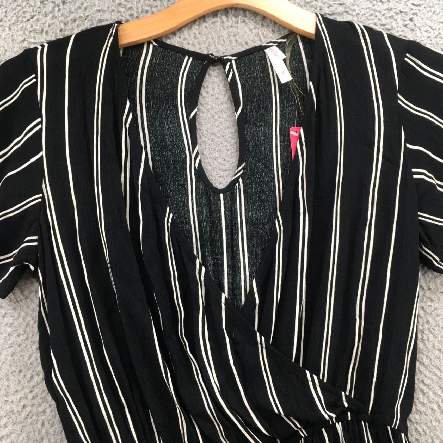 Vintage Xhiliration Romper Womens M Black Stripe Short Sleeve V-Neck NEW Shirt) Size 32" / US 10 / IT 46 - 3 Thumbnail