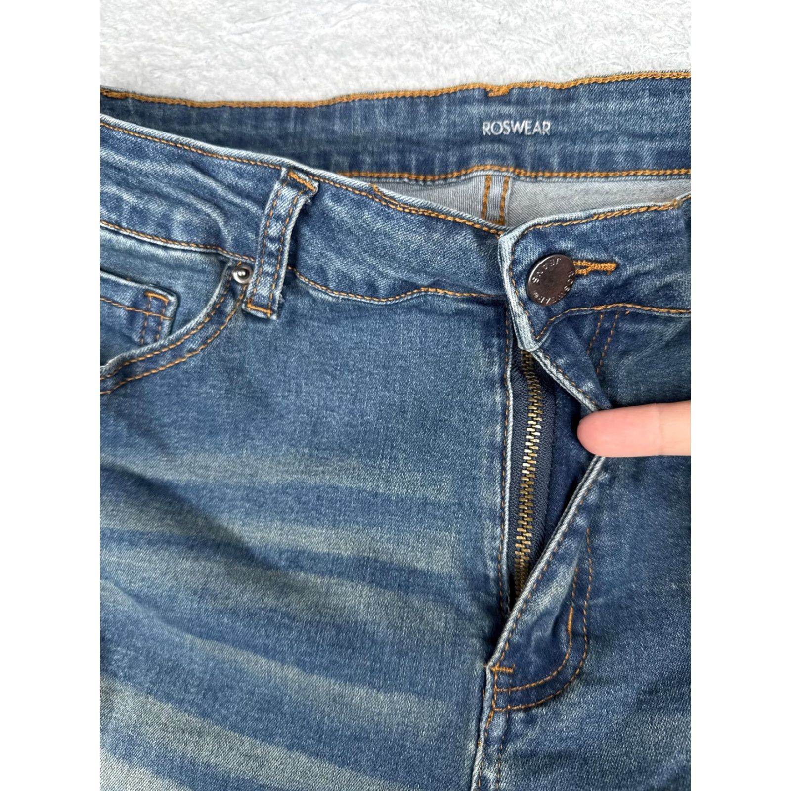 Vintage ROSWEAR Jeans Womens XL Blue Medium Wash High Rise Crop Distressed Stretch 34x19 Size 40" / US 18 - 5 Thumbnail