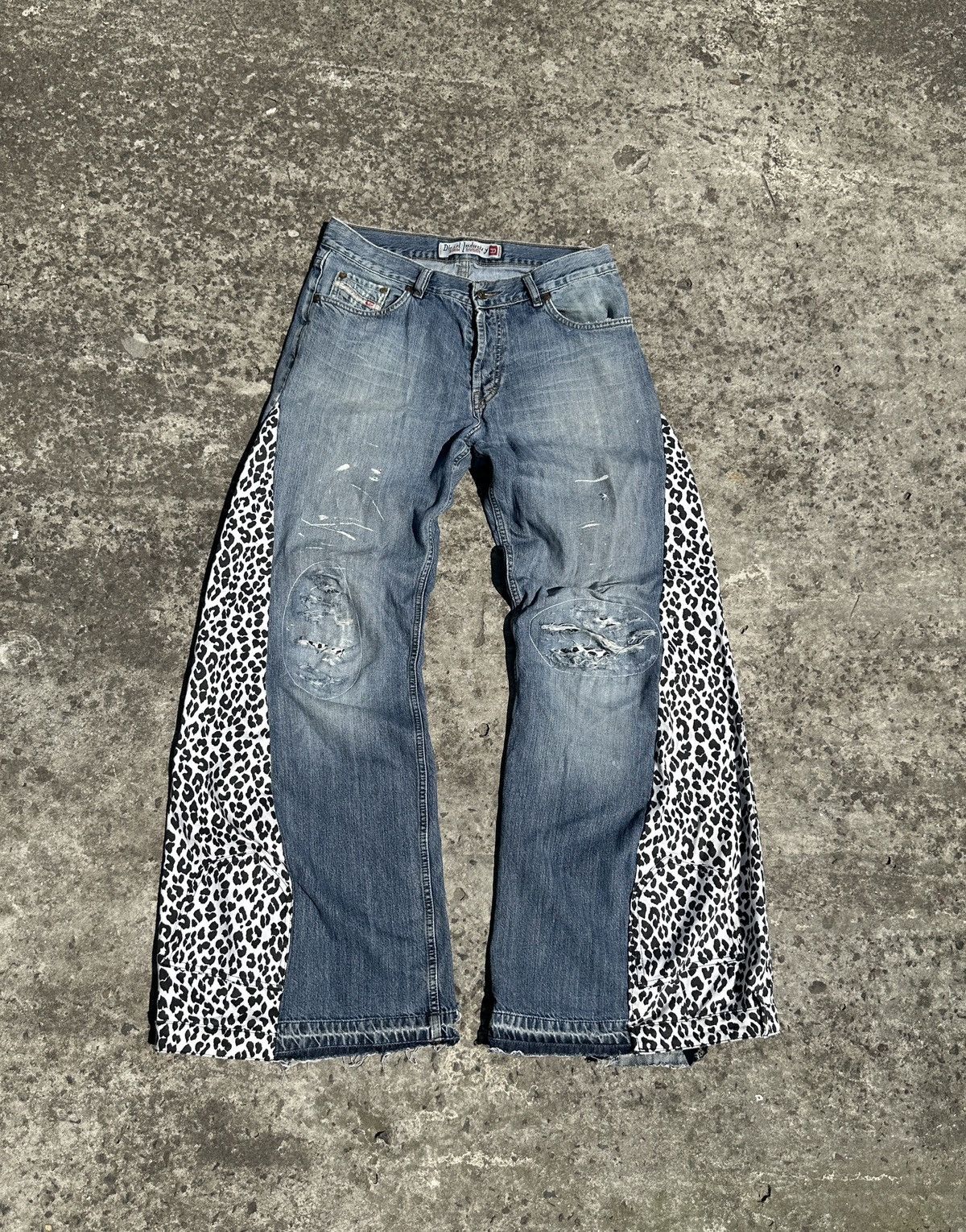 Diesel Y2K Very Baggy Custom Jeans Diesel Leopard Avant Garde Opium Size US 34 / EU 50 - 3 Thumbnail