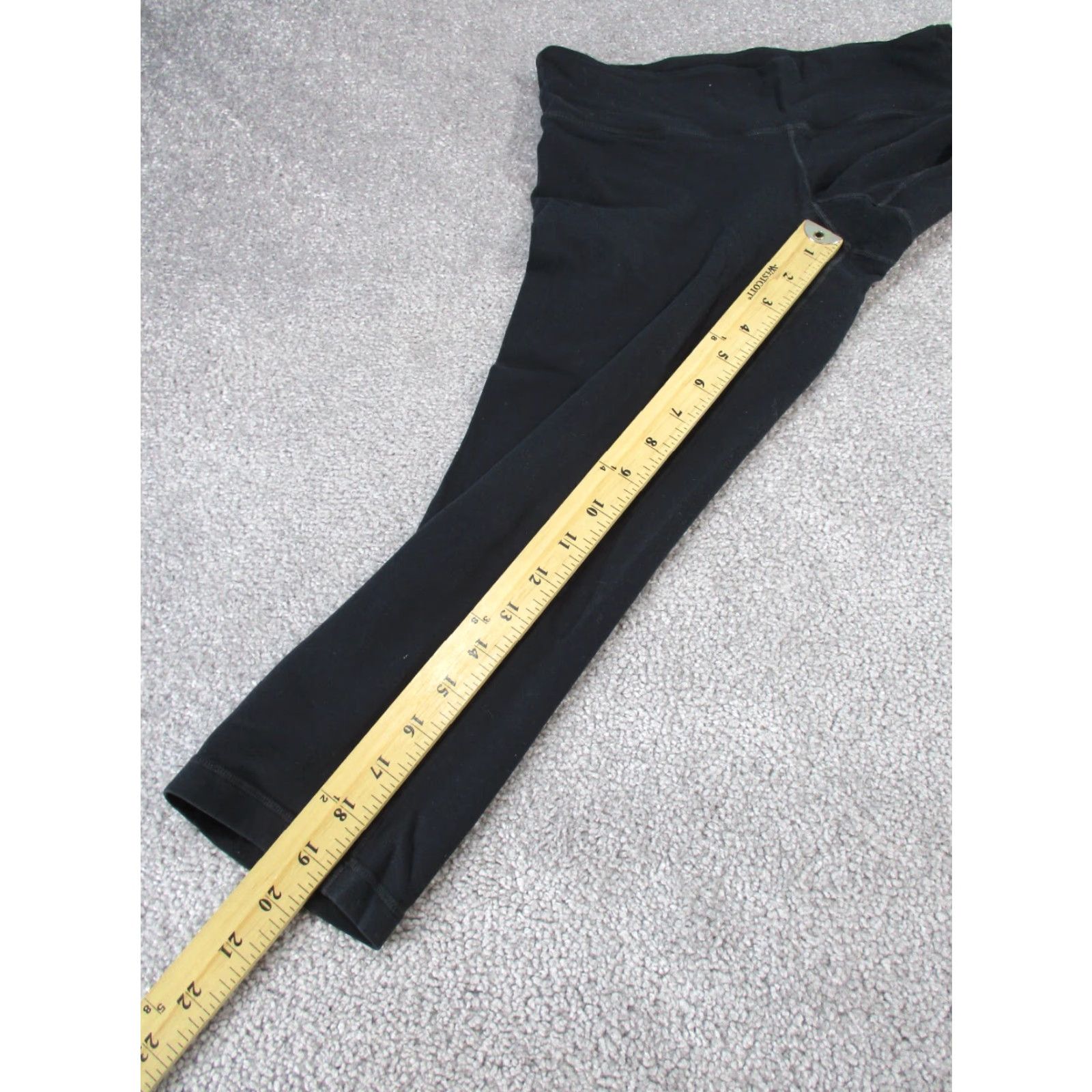 Lululemon Lululemon Leggings Womens 6 Black Stretch Knit Capri Crop Exercise Athletic Size 28" / US 6 / IT 42 - 4 Thumbnail