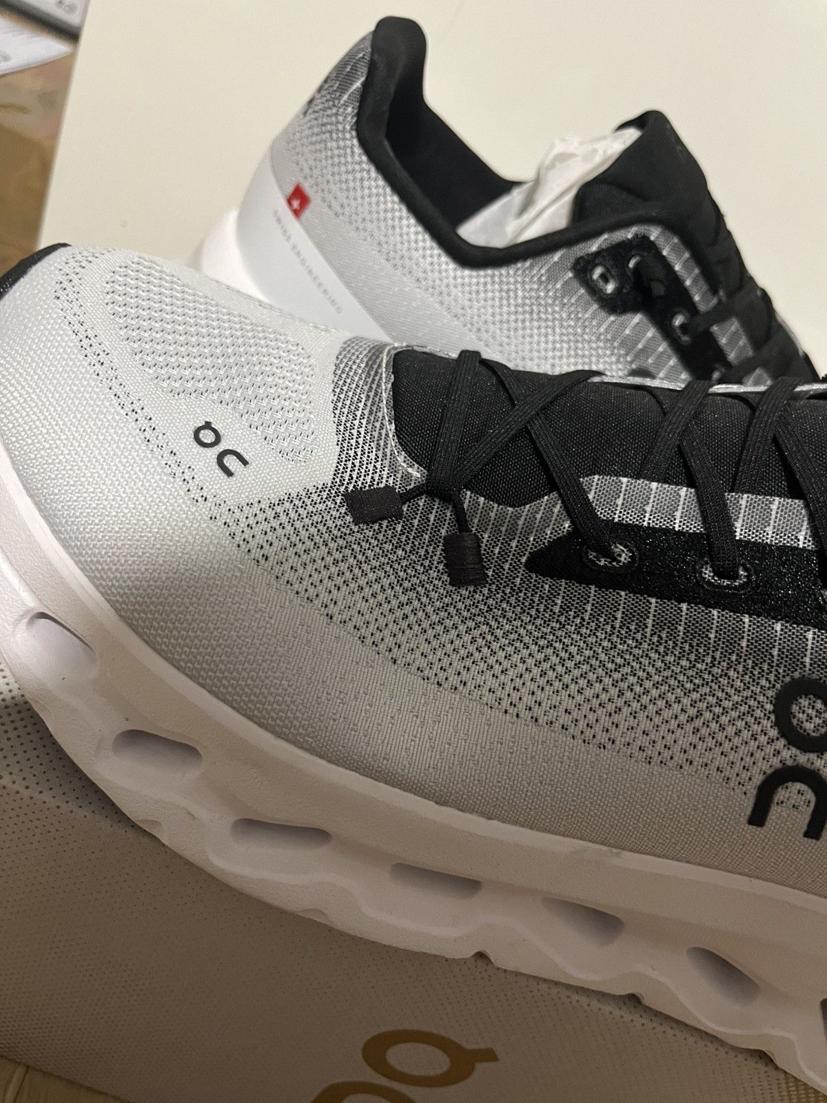 On On cloudilt , black/white , size:us:11 , eu:45 Size US 12 / EU 45 - 3 Thumbnail