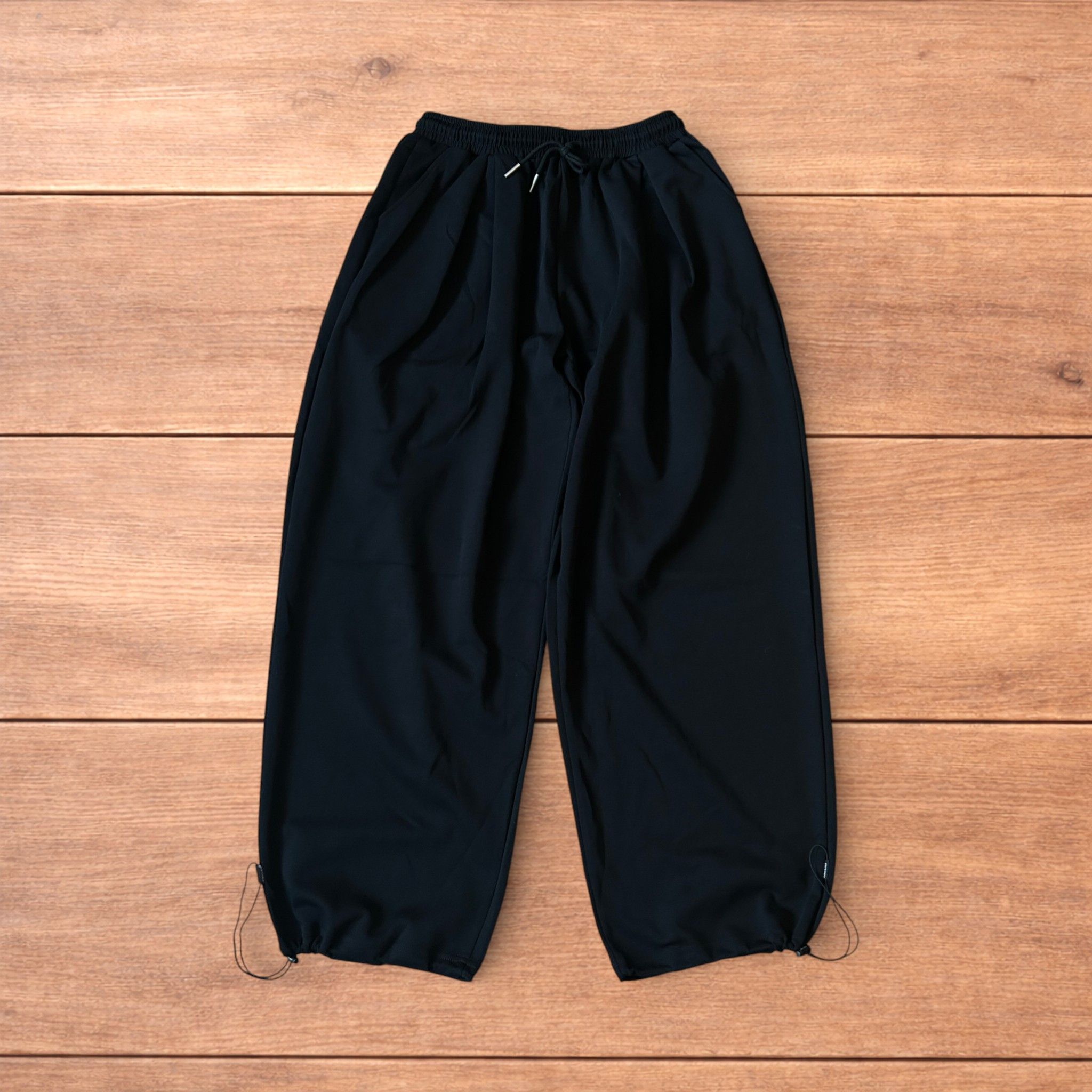 Japanese Brand Insane Korean super baggy wide leg joggers in black. Size US 34 / EU 50 - 1 Thumbnail