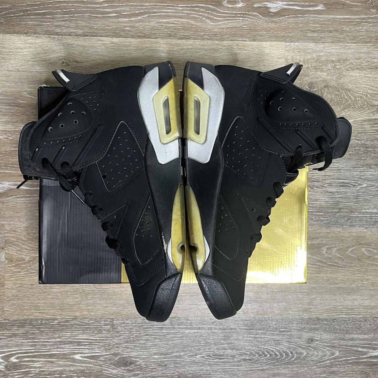 Jordan Brand 2022 jordan 6 chrome Size US 10 / EU 43 - 3 Thumbnail