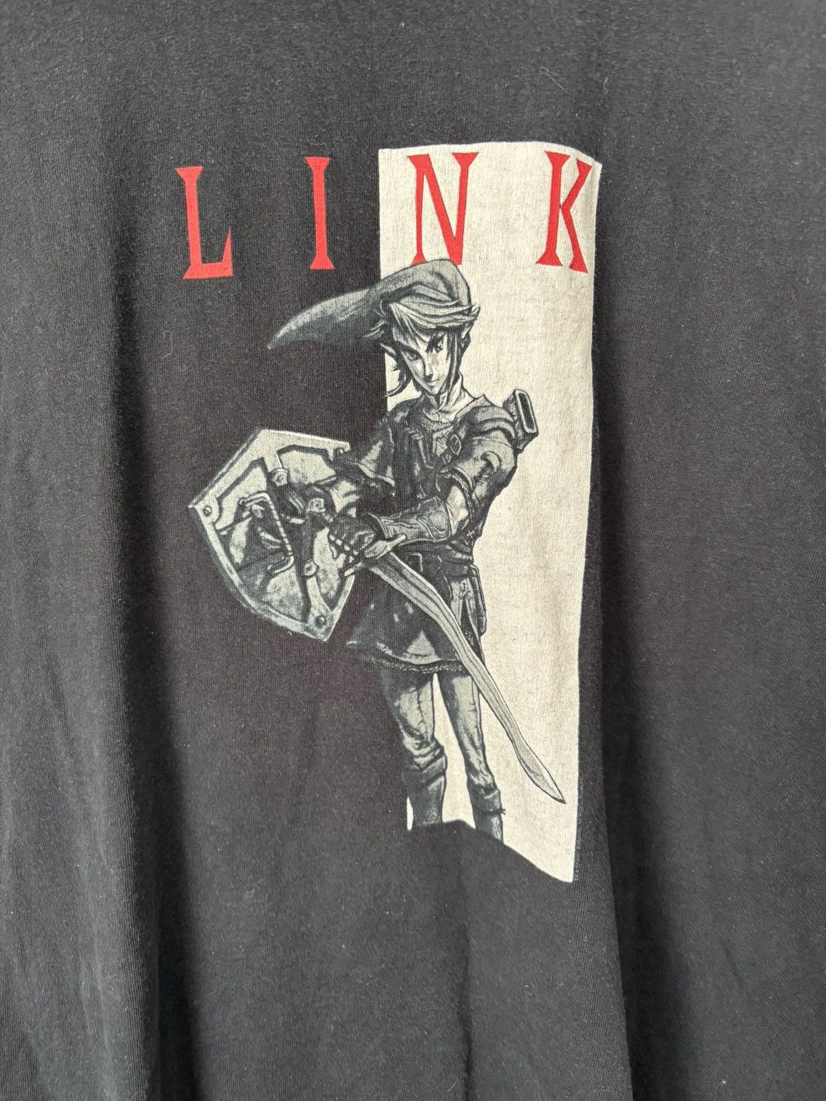 Vintage Vintage LINK character The Legend Zelda PlayStation t-shirt Size US L / EU 52-54 / 3 - 4 Thumbnail