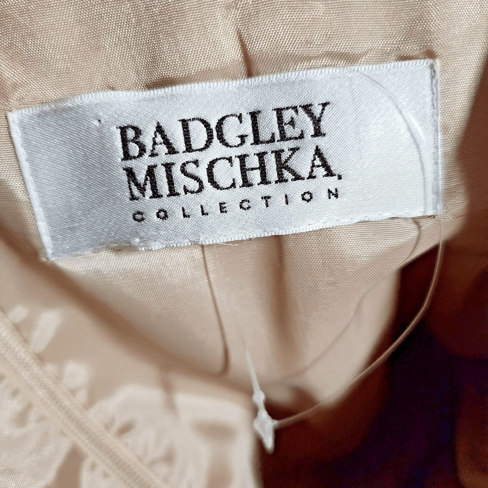 Badgley Mischka Badgley Mischka Peach Floral Dress – Size 14 – Scoop Neck – Size XL / US 12-14 / IT 48-50 - 2 Thumbnail