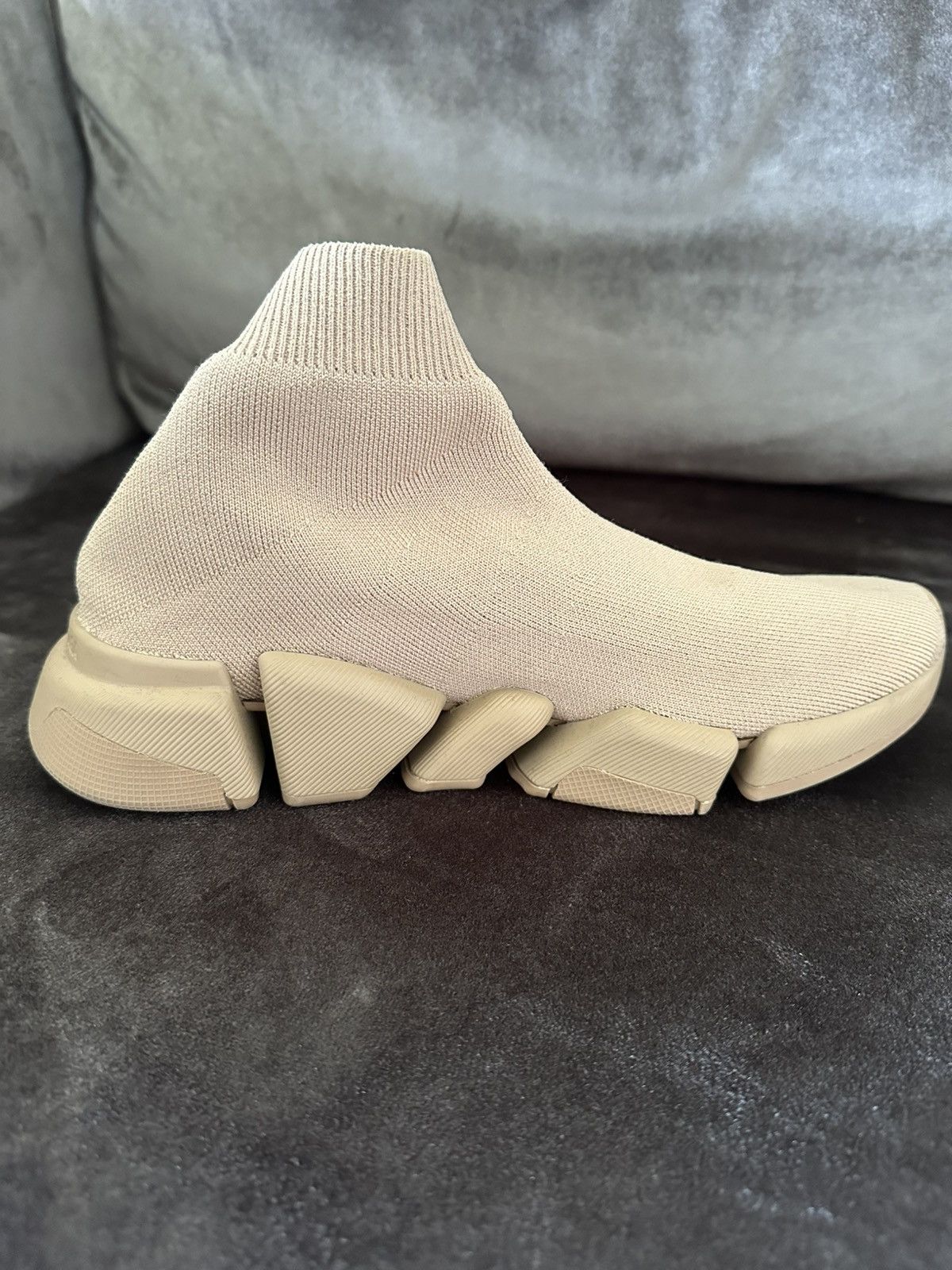 Balenciaga Balenciaga Speed 2.0-sneakers beige size 39 Size US 8 / IT 38 - 5 Thumbnail