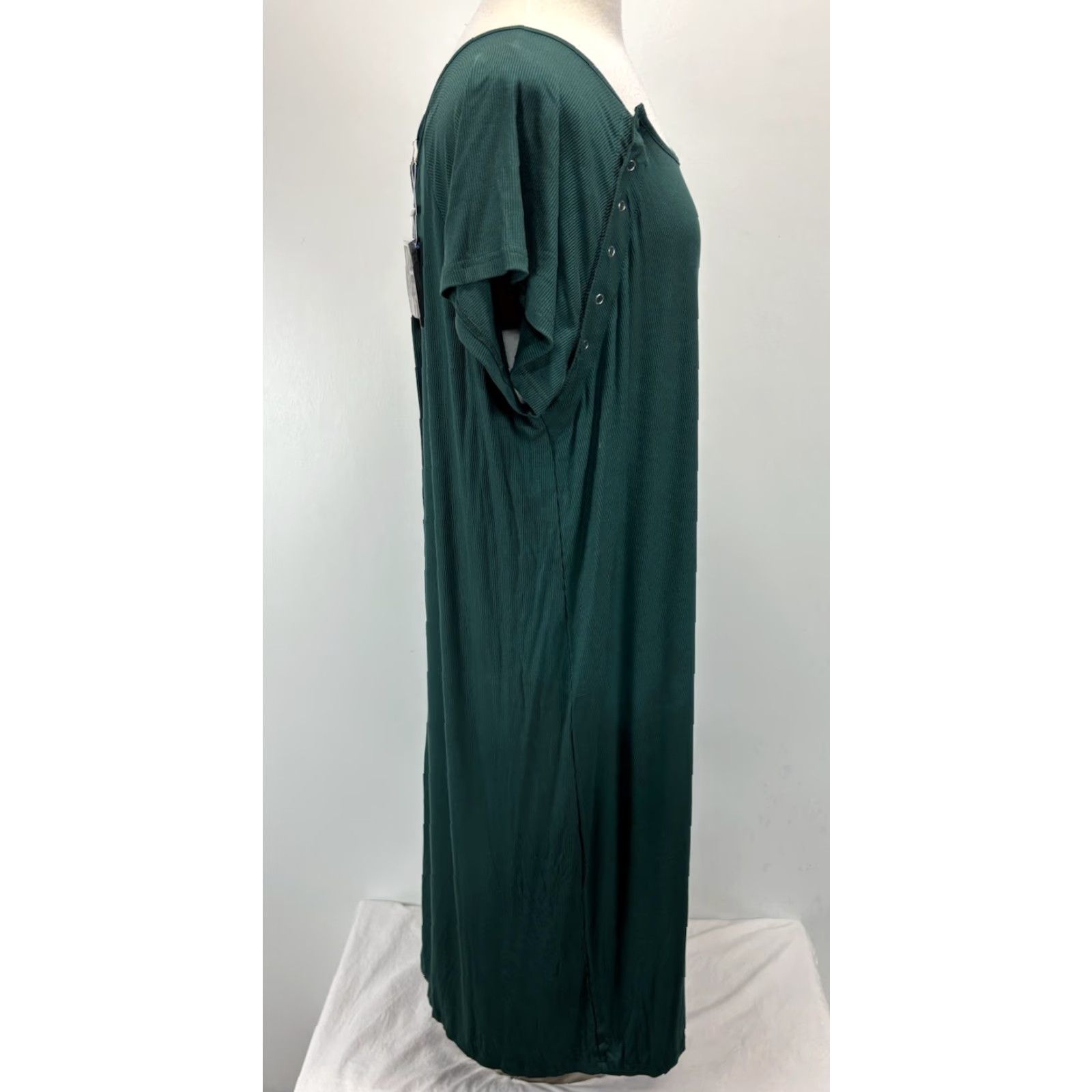 Vintage Three Little Tots Maternity Nursing Gown Sz 2 (8-10) Green Comfort Ribbed Short Sleeve Snap Modal Nursing Gown Womens Size ONE SIZE - 4 Thumbnail
