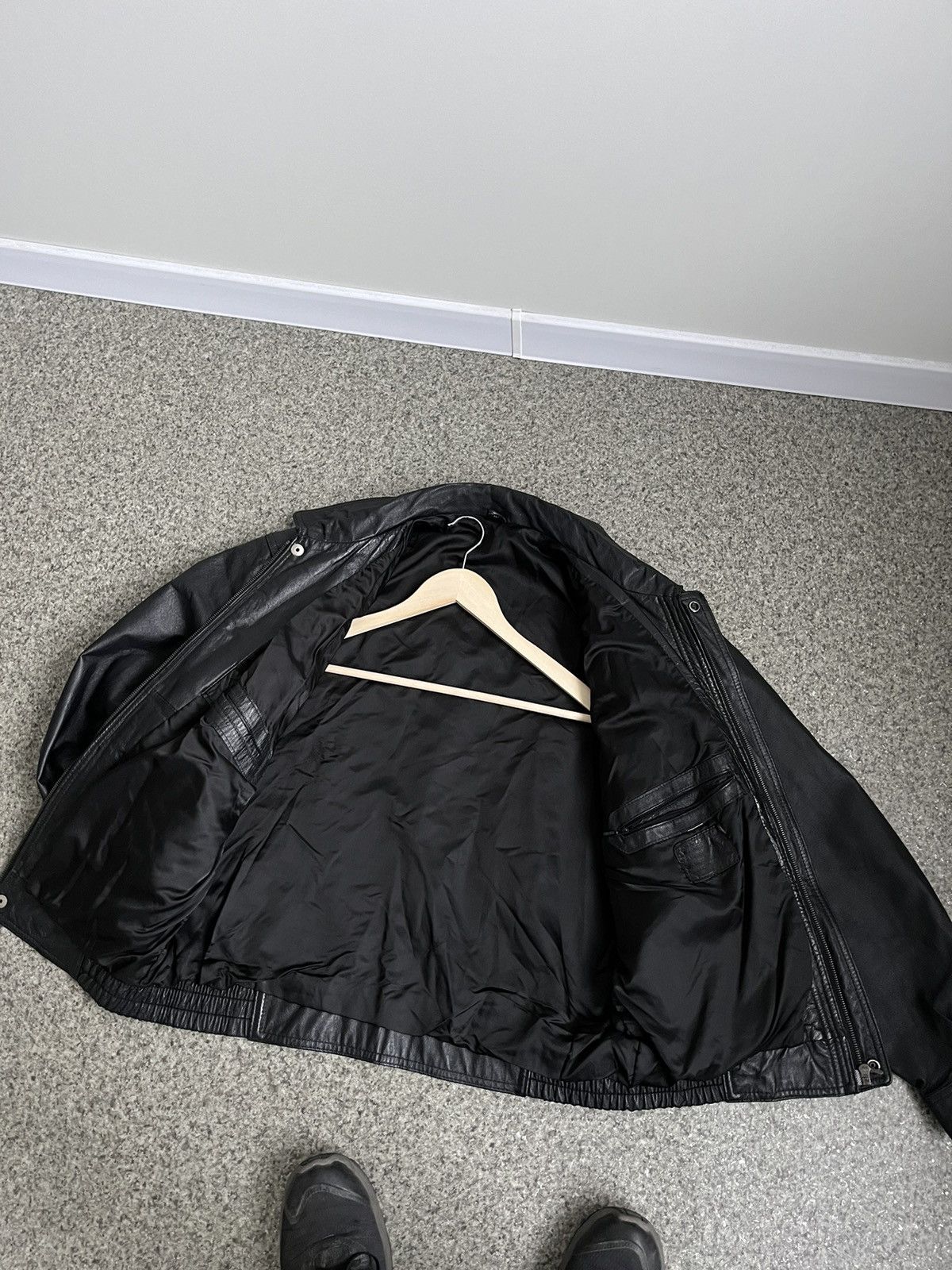 Vintage Vintage 90’s Leather Jacket Medium Size US M / EU 48-50 / 2 - 7 Thumbnail