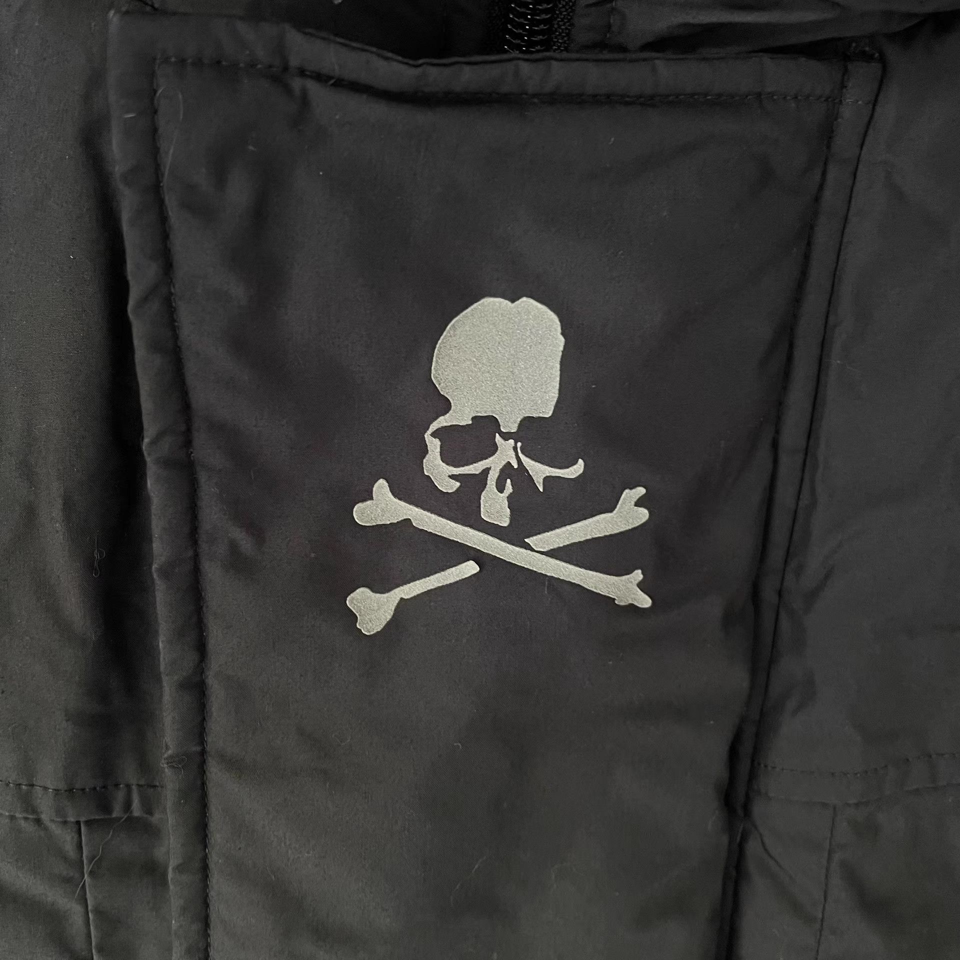 Mastermind Japan Mastermind Japan MMJ Skull Back Down Jacket Size US L / EU 52-54 / 3 - 4 Thumbnail