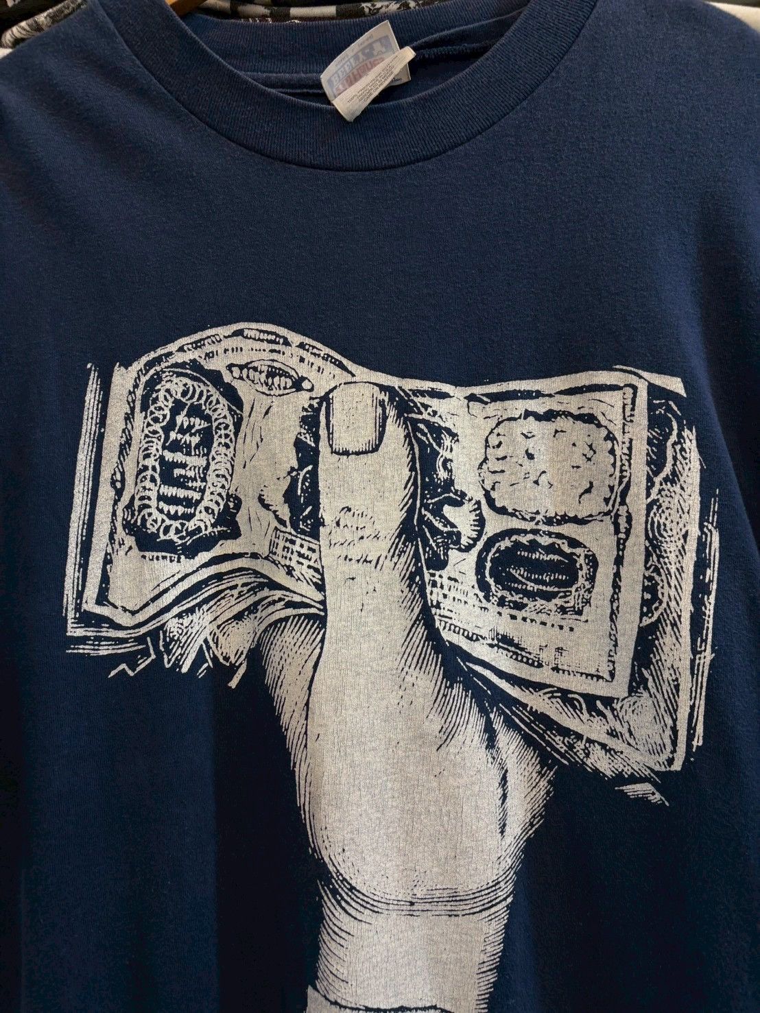 Band Tees Rage Against the Machine 1997’s Size US L / EU 52-54 / 3 - 4 Thumbnail