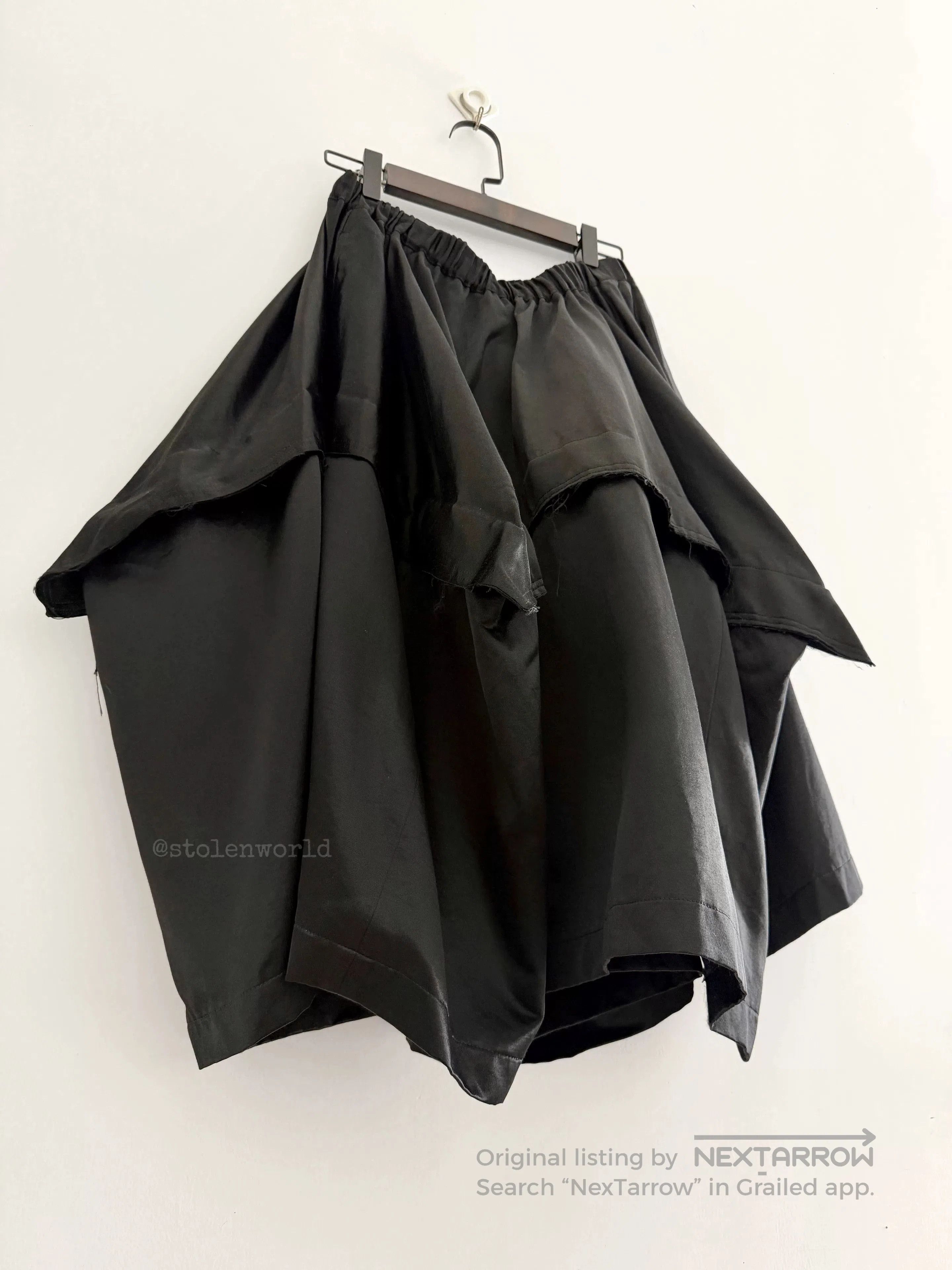 Comme des Garcons unique structured hemline black skirt. Size 23" - 3 Thumbnail