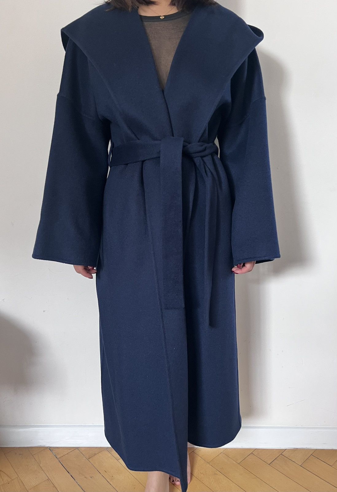 Designer Gobi Cashmere Coat with Monk Hoody Royal Blue Size M / US 6-8 / IT 42-44 - 6 Thumbnail