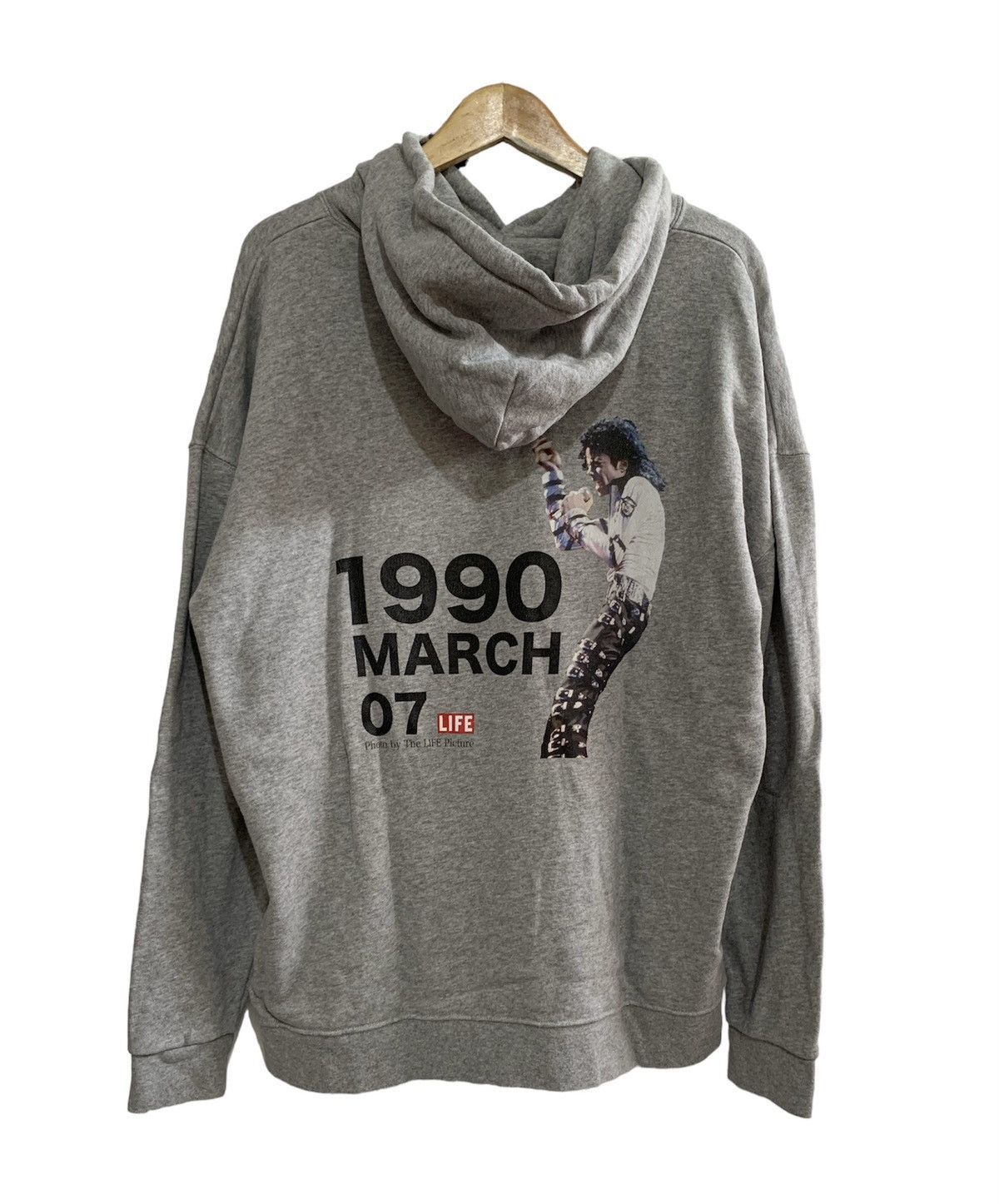 Michael Jackson × Vintage Vintage 90’s Michael Jackson by life magazine hoodie Size US L / EU 52-54 / 3 - 1 Thumbnail