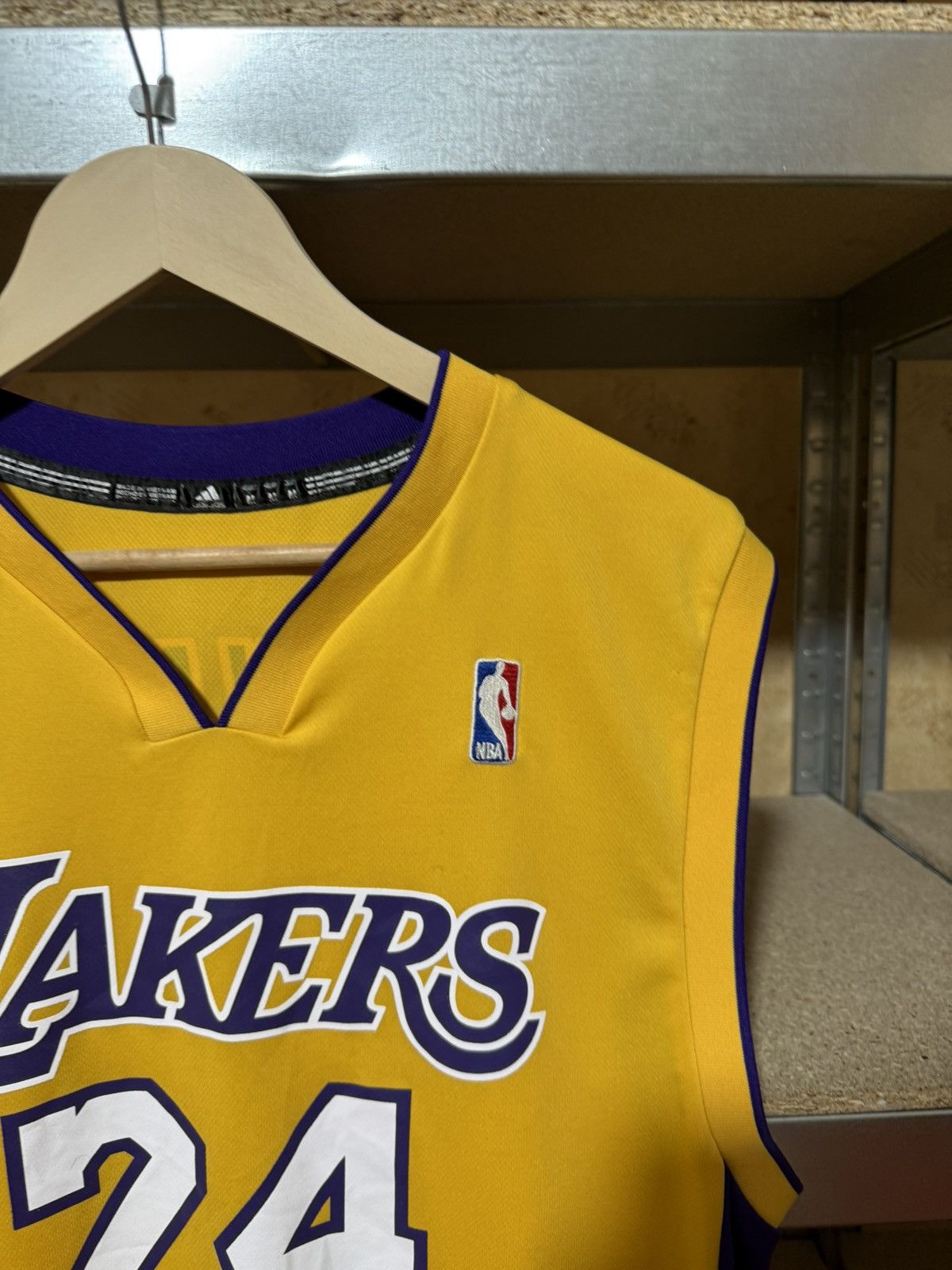 Mitchell & Ness × NBA × Vintage Vintage Adidas NBA Lakers Kobe Bryant Basketball Jersey Size US M / EU 48-50 / 2 - 4 Thumbnail